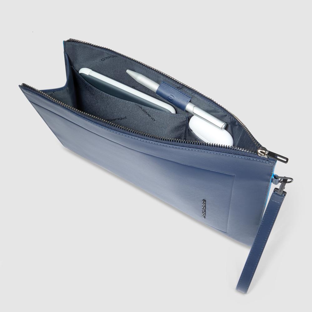 Men's leather clutch with compartment for iPad® Pro 11 and pocket for AirPods® PIQUADRO Blue