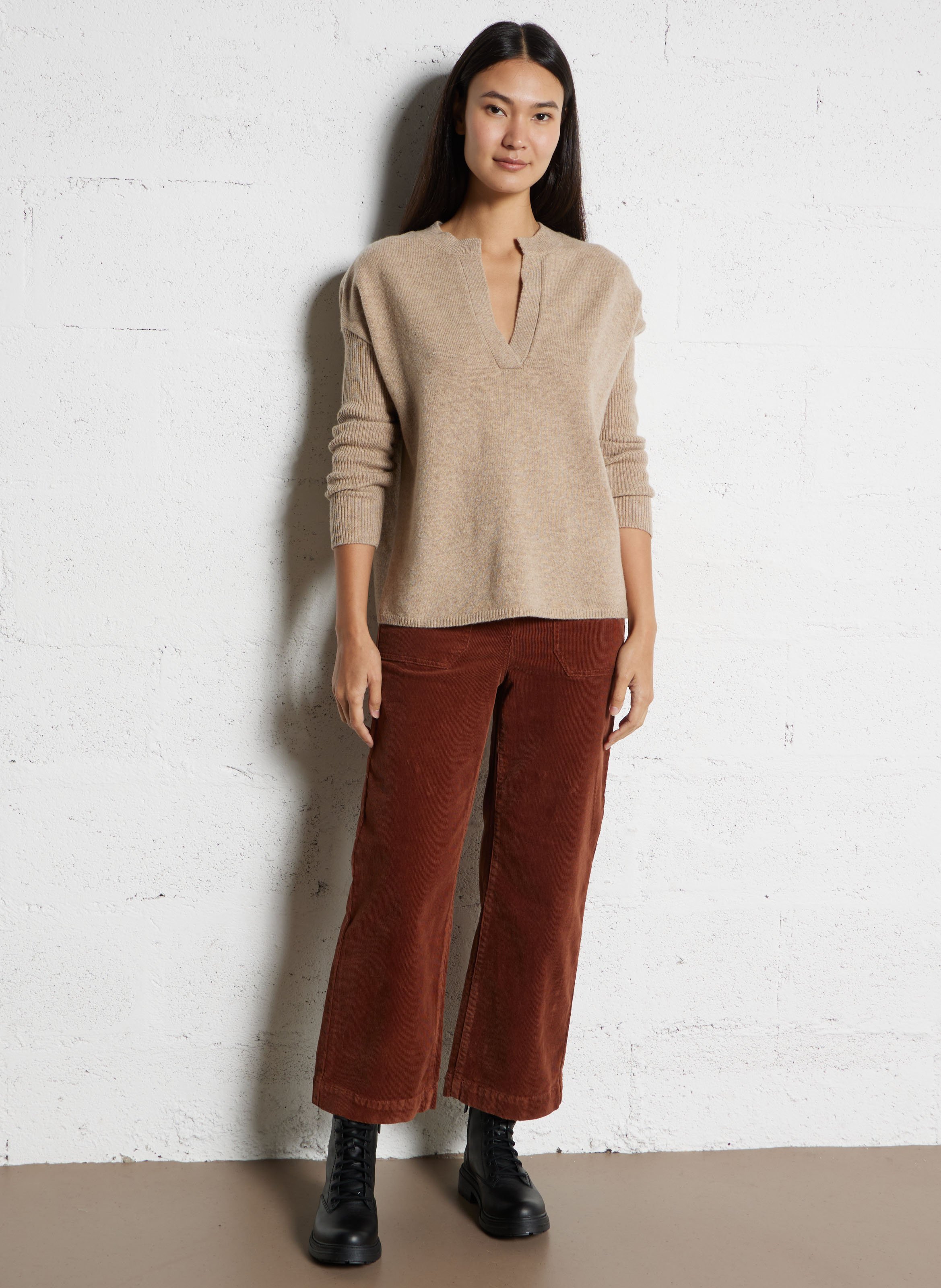 Oversized V-neck wool sweater  SUD EXPRESS Brown