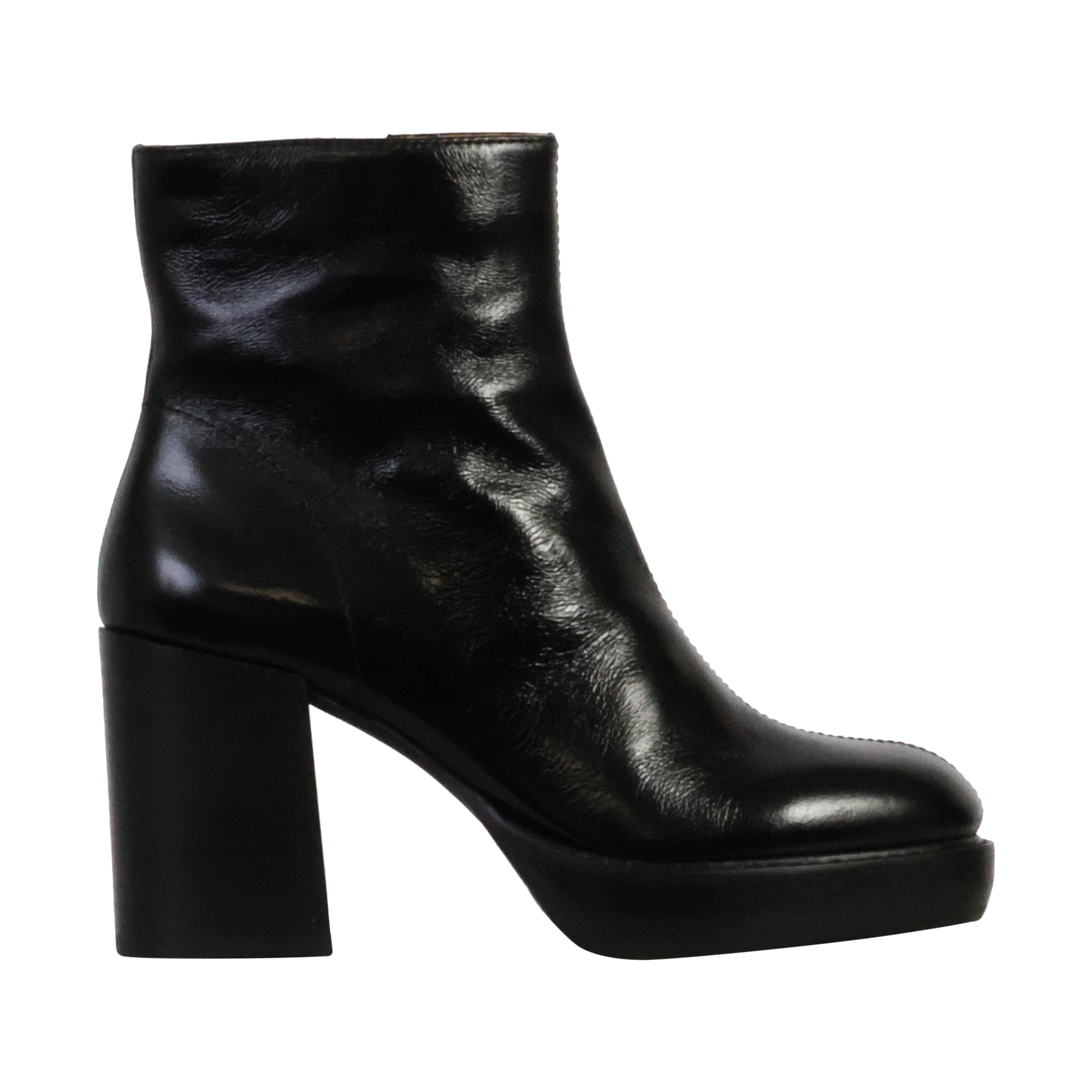 Clea leather ankle boots EMILIE KARSTON Black