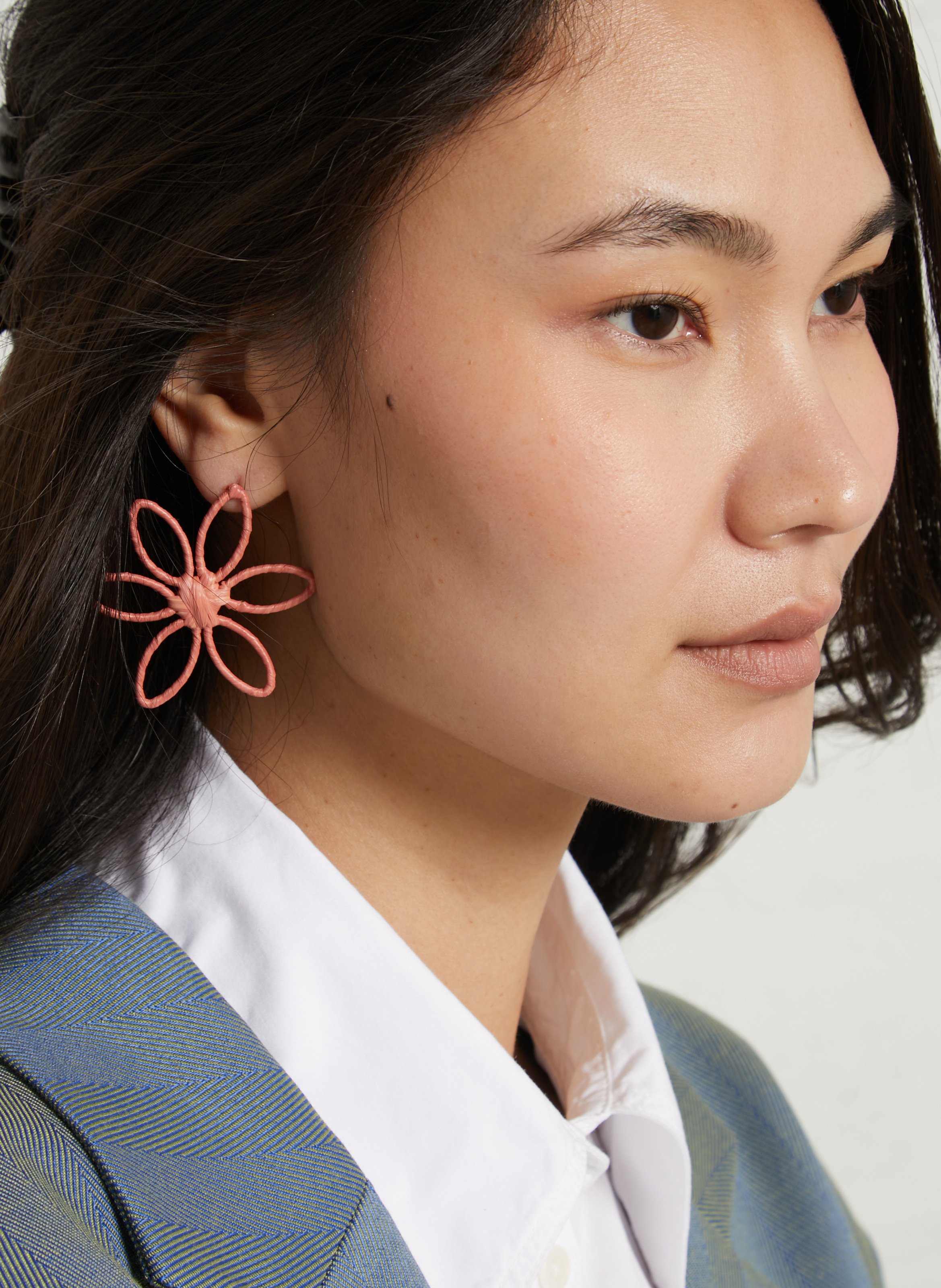 Ohrringe mit Blumen aus Raffia FEEKA Orange