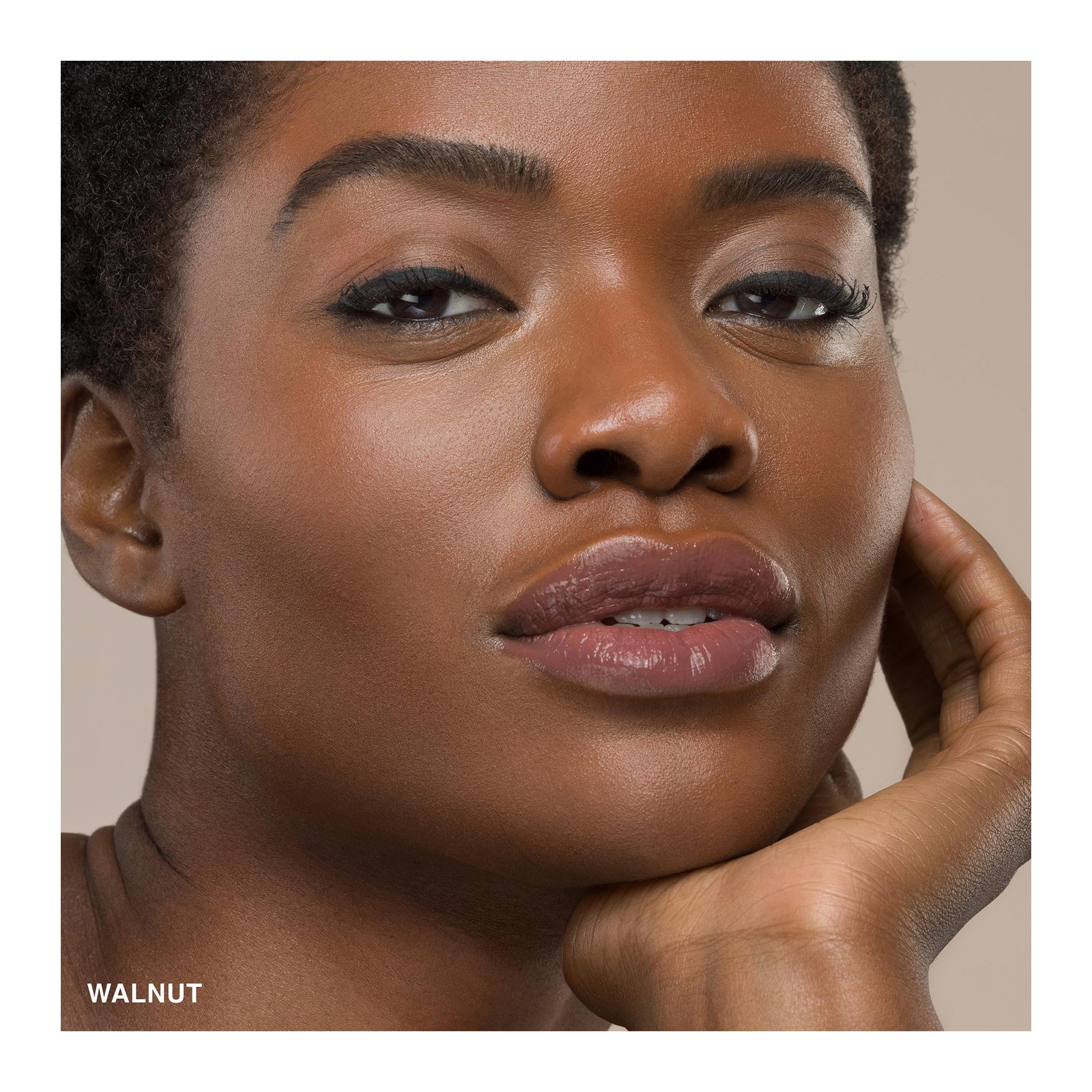 Intensive Serum Foundation SPF40 BOBBI BROWN 20 walnut (w-098)