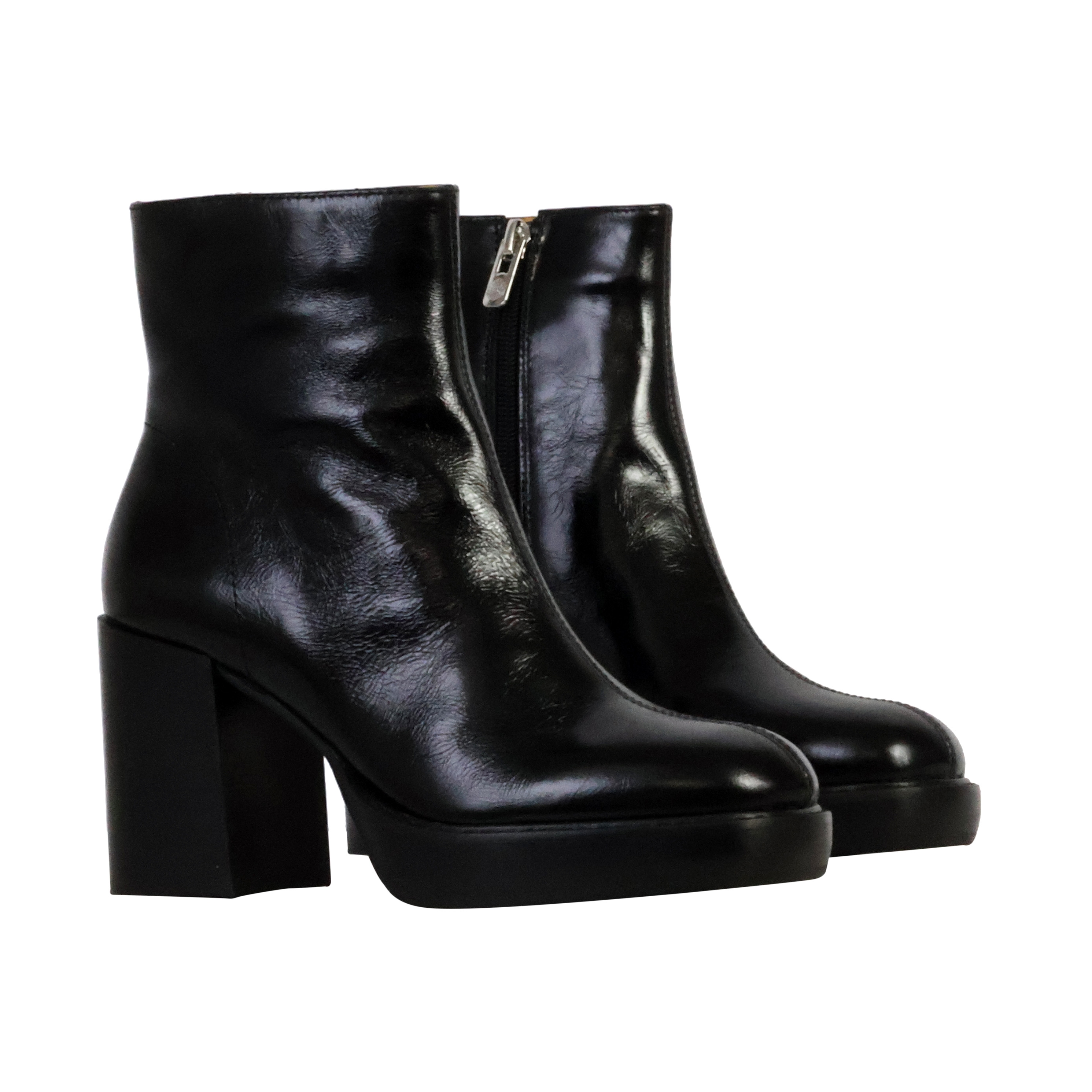 Clea leather ankle boots EMILIE KARSTON Black