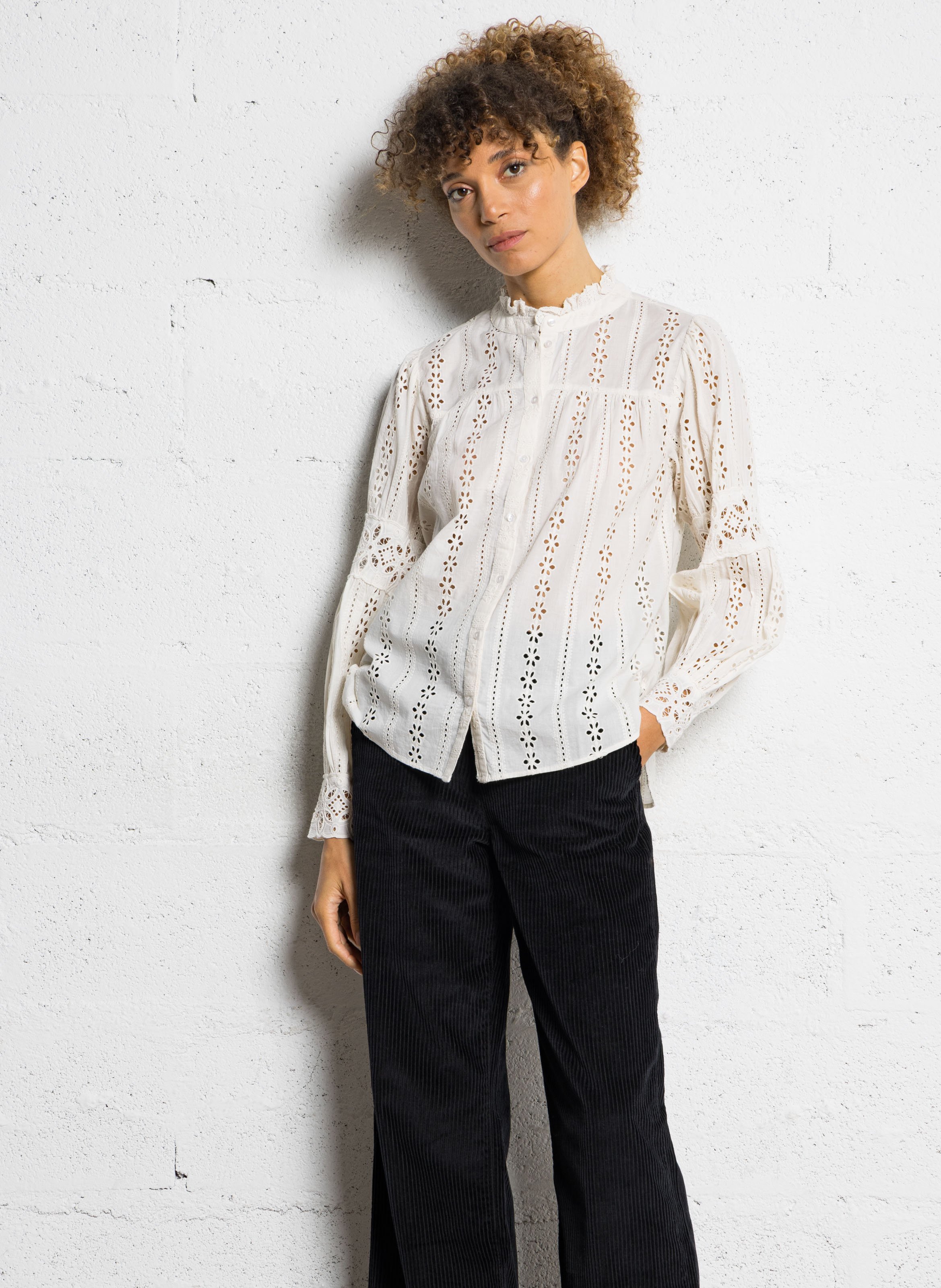 Hoge hals katoenen overhemd SUD EXPRESS Wit