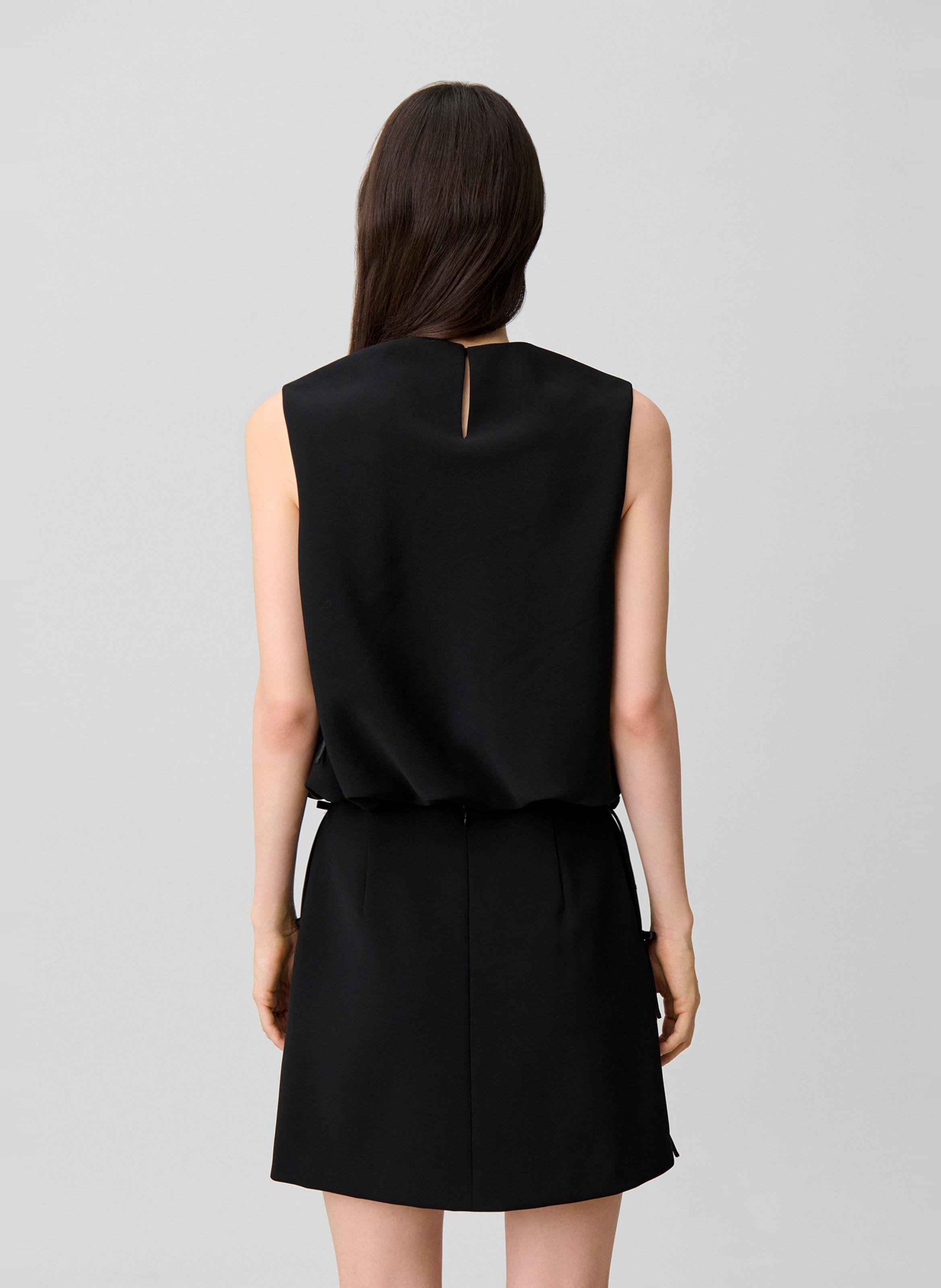 Mouwloze top in effen kleur met strikjes CLAUDIE PIERLOT Zwart