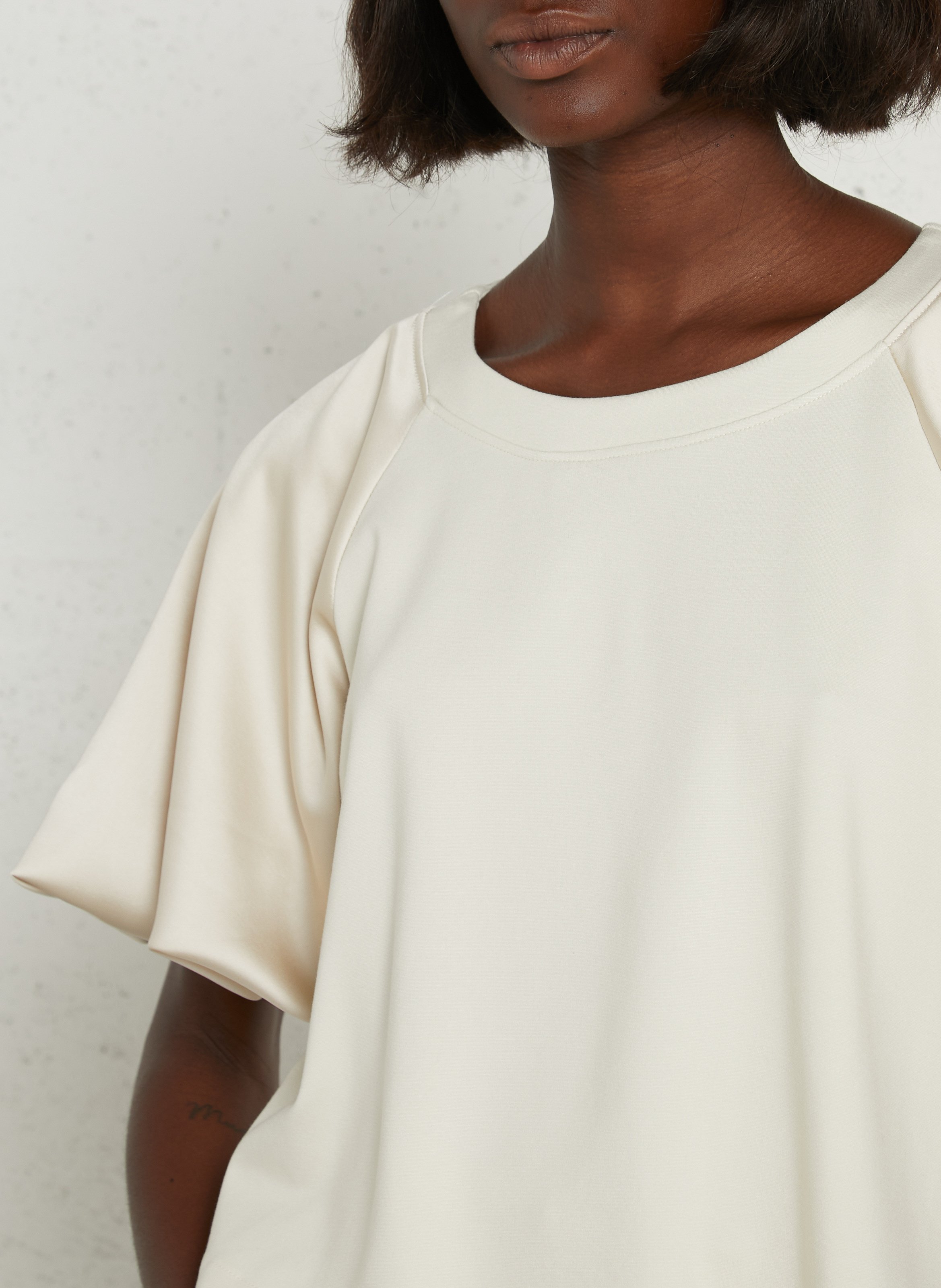 Rechte top met ronde hals en ballonmouwen IMPERIAL Beige