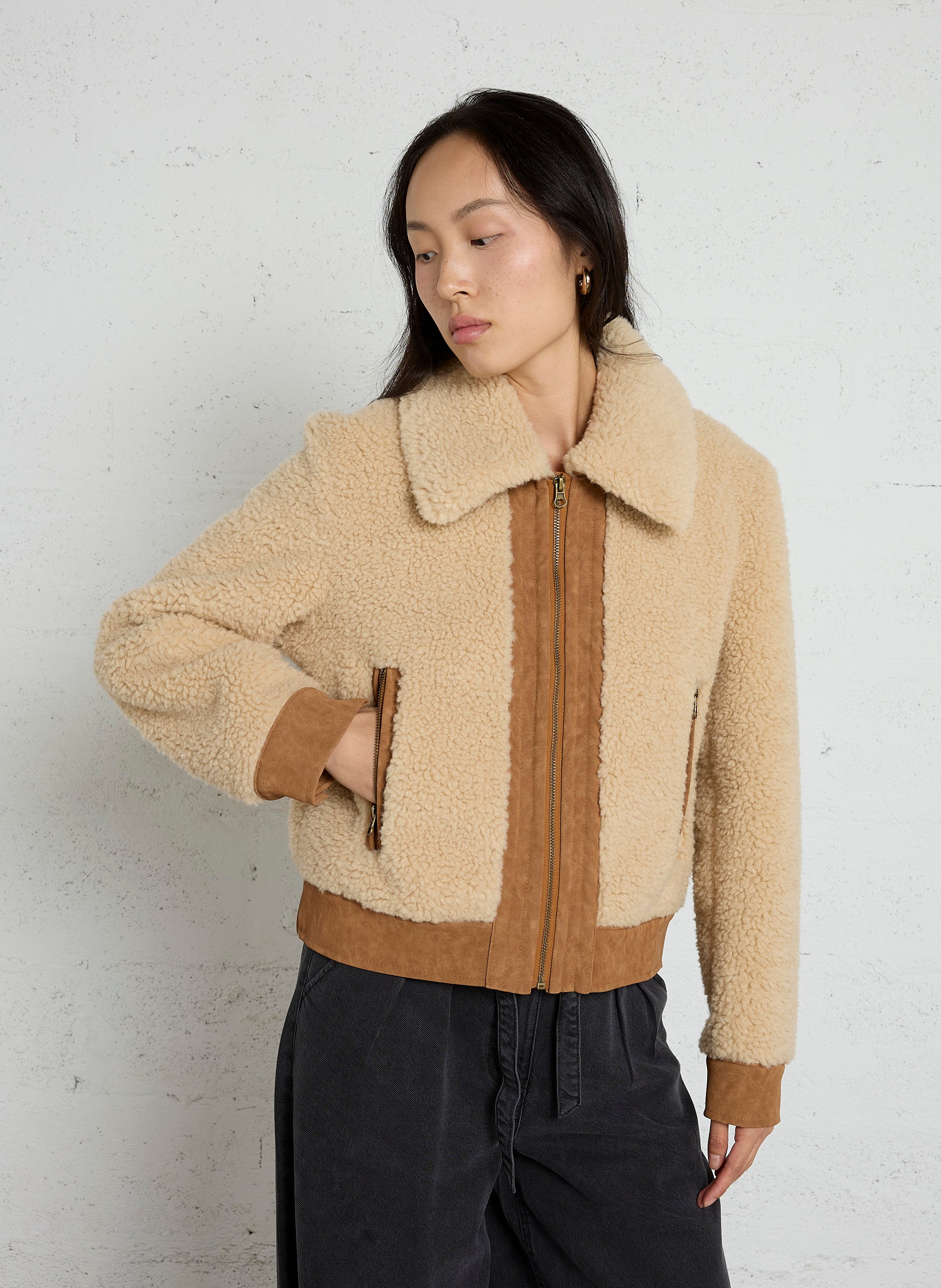 Veste droite courte effet fourrure LEON & HARPER