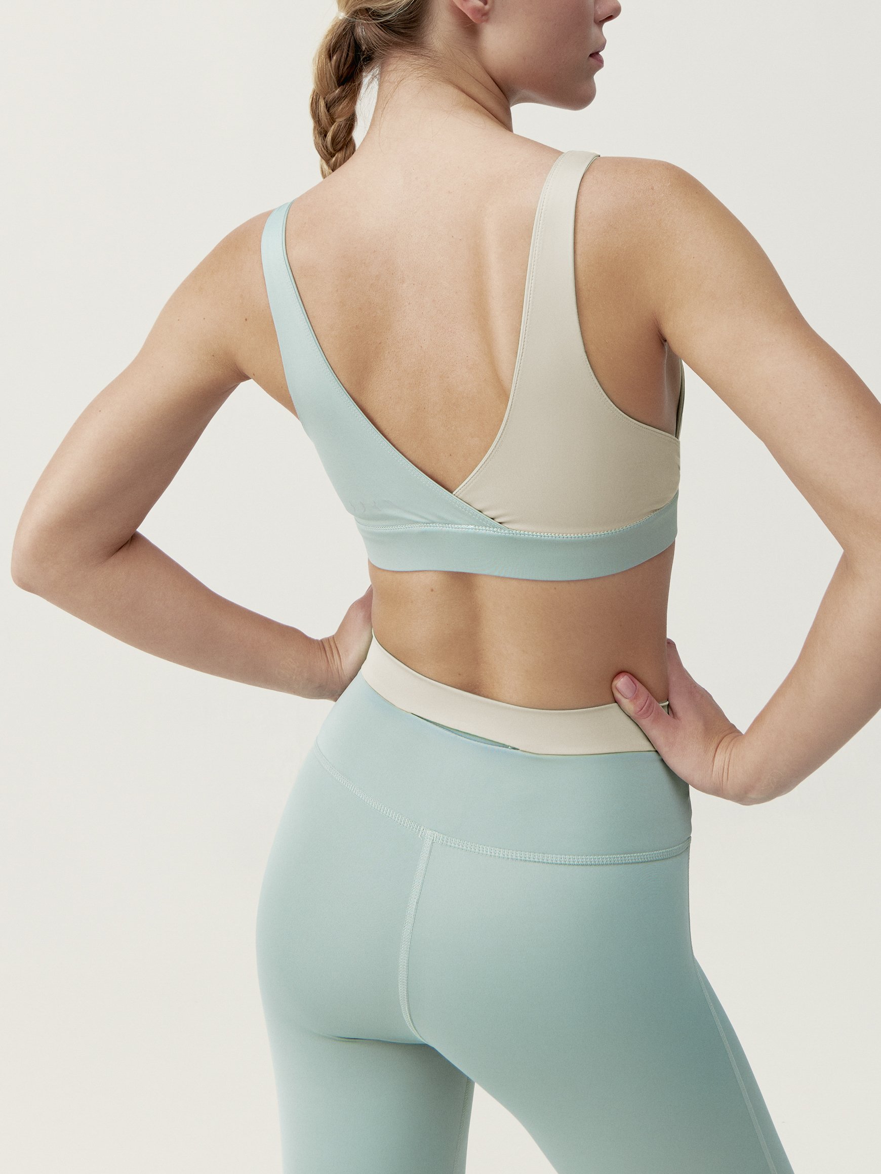 Sports bra medium support performance duo BORN LIVING YOGA Blue