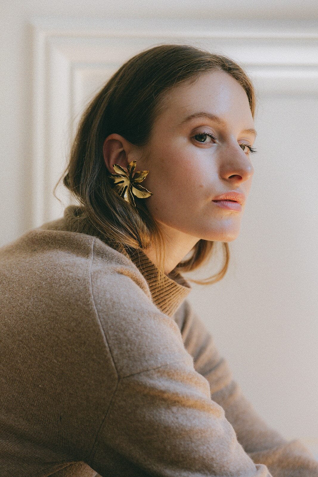 Large flower stud earrings in silver-plated  MONSIEUR SIMONE Golden