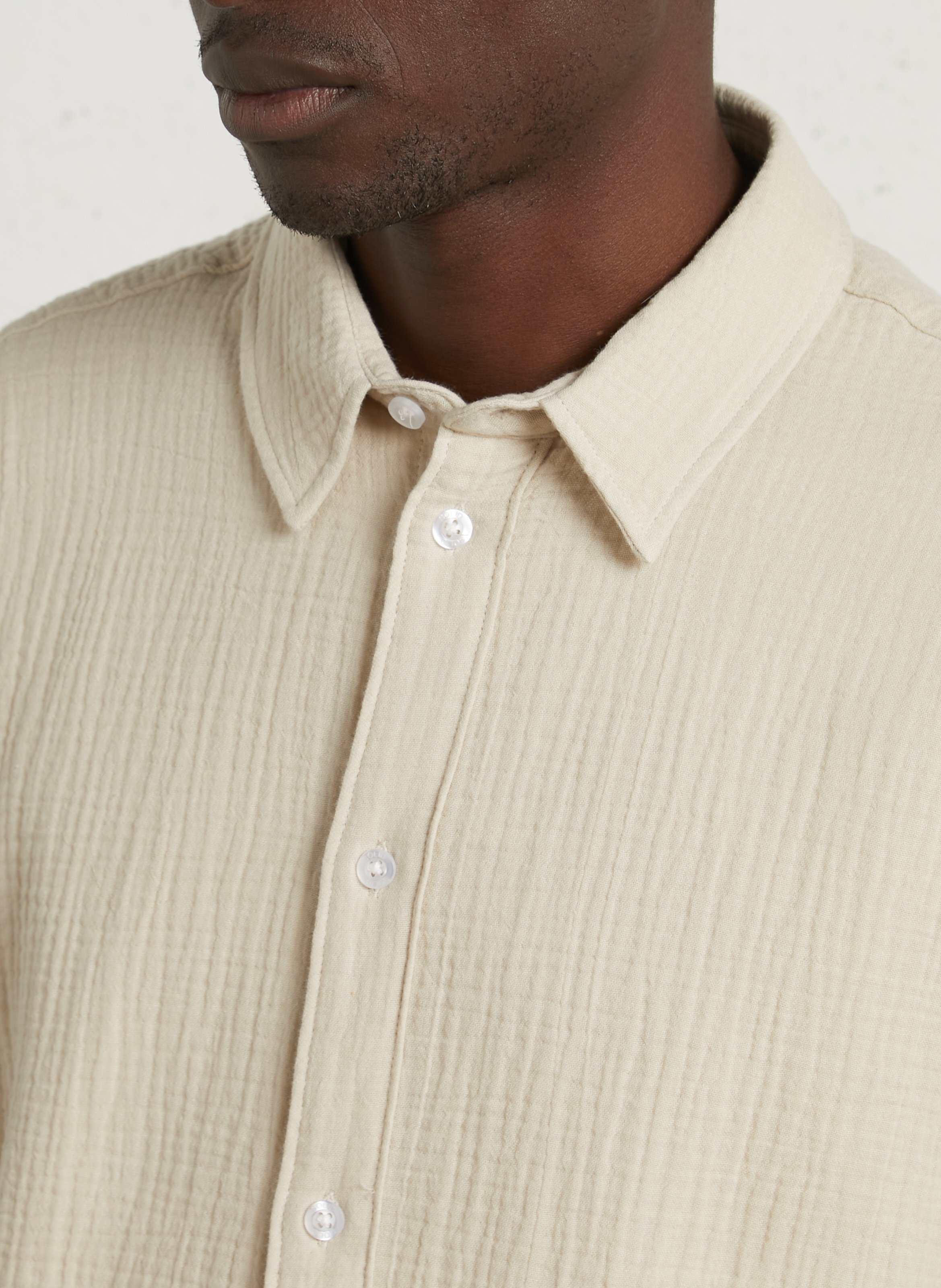 Chemise col classique en coton SOLID Beige