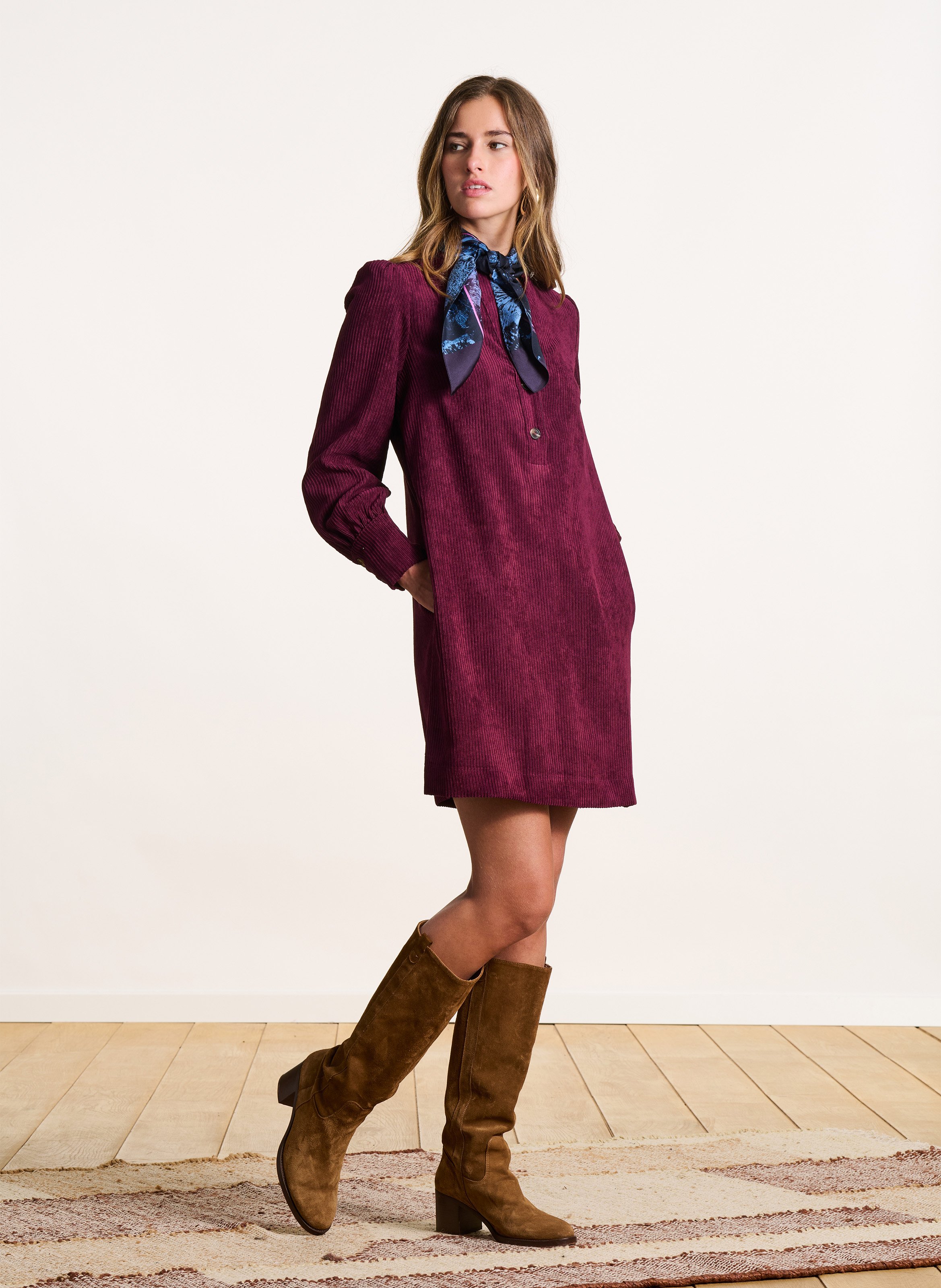 Robe courte droite col tunisien LA FEE MARABOUTEE Marron