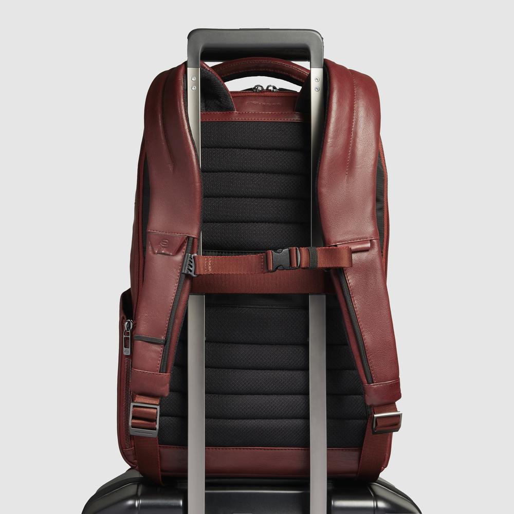 Customizable backpack for computer and iPad® with shock protection and RFID protection PIQUADRO Brown