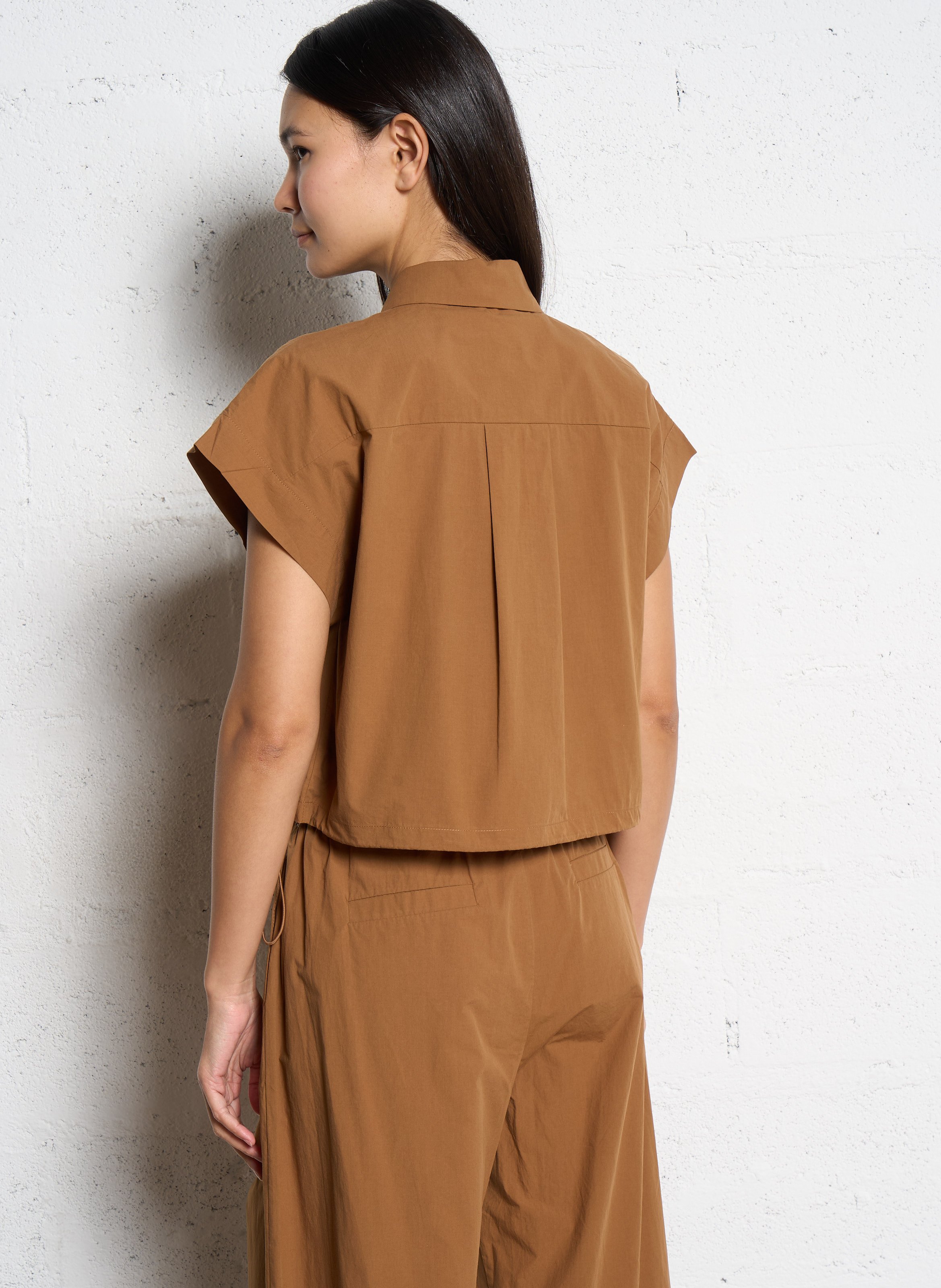 Chemise courte ample resserable unie  SUNCOO Marron