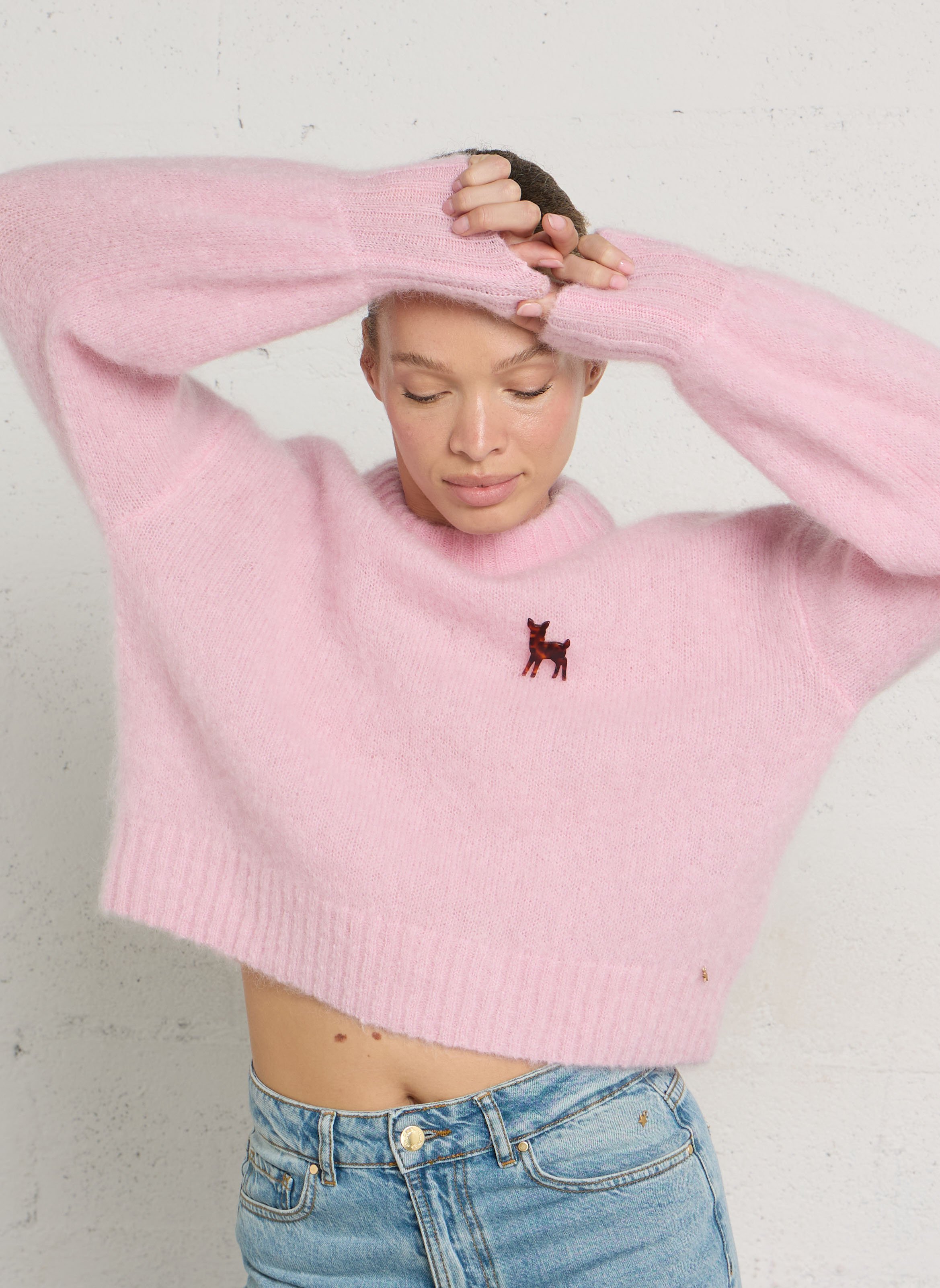 Oversized sweater with puffy sleeves in blended mohair DES PETITS HAUTS Pink