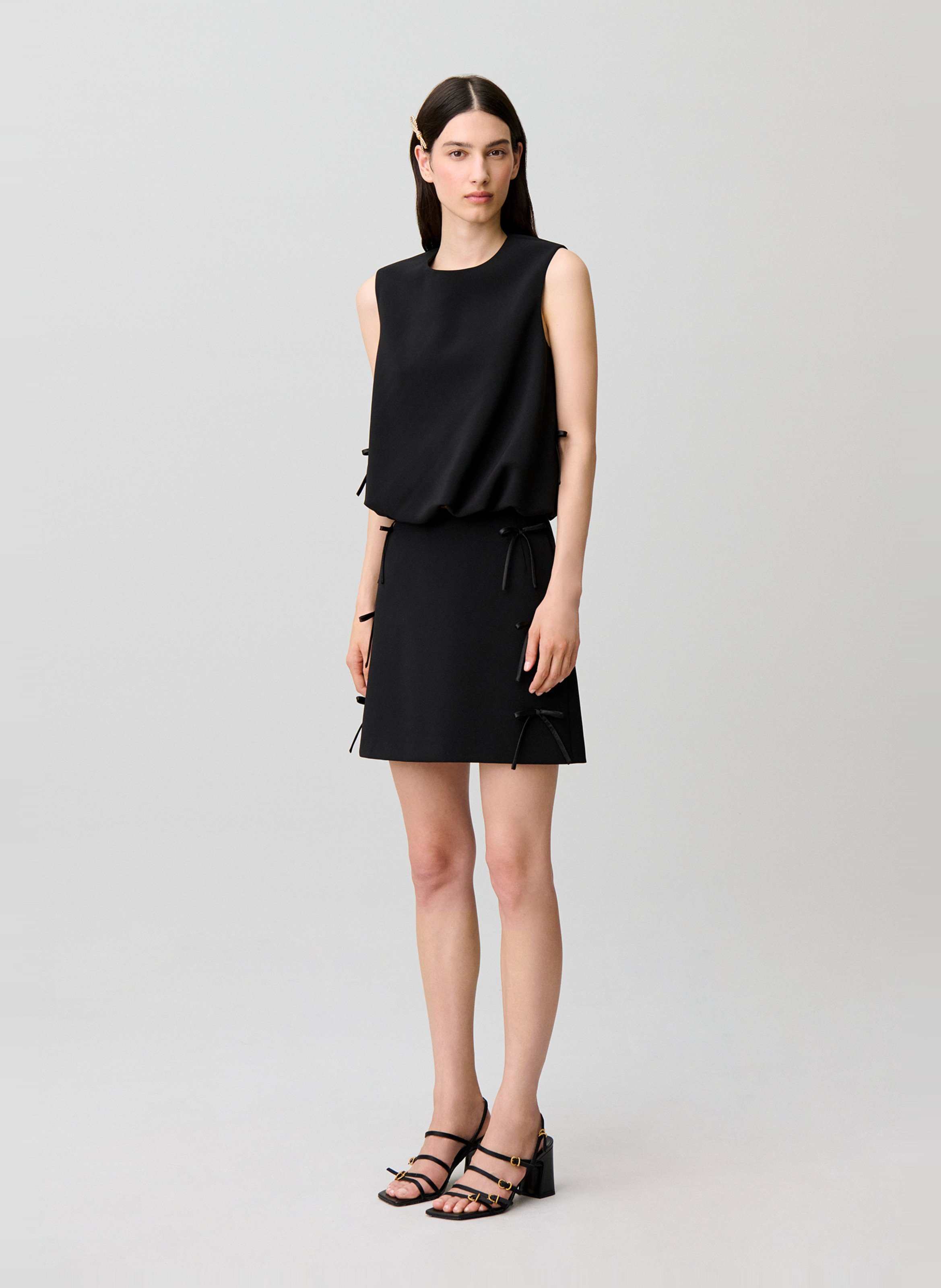 Mouwloze top in effen kleur met strikjes CLAUDIE PIERLOT Zwart