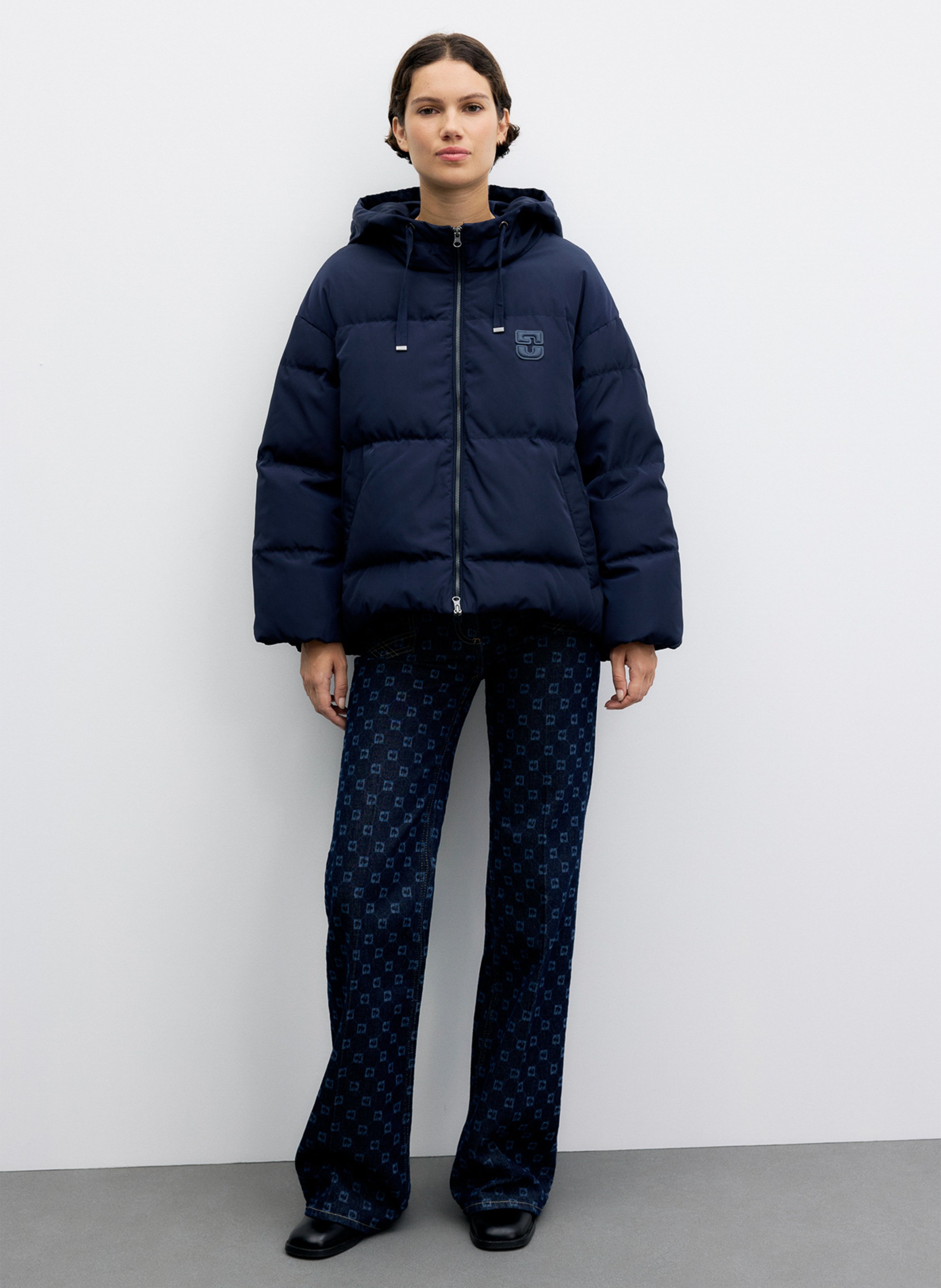 Kurze Daunenjacke mit Kapuze GERARD DAREL Blau