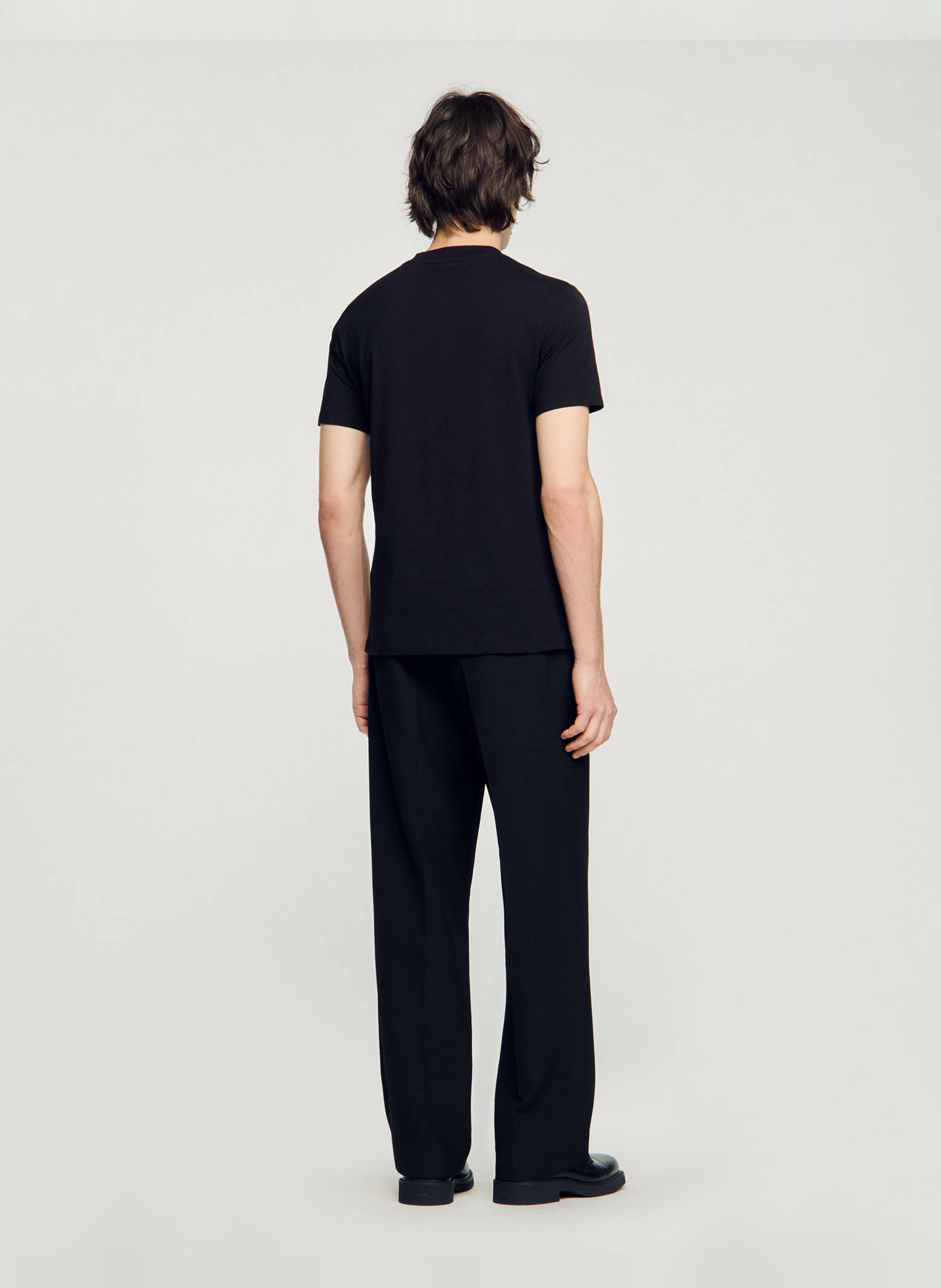 Recht, katoenen T-shirt met ronde hals SANDRO Zwart