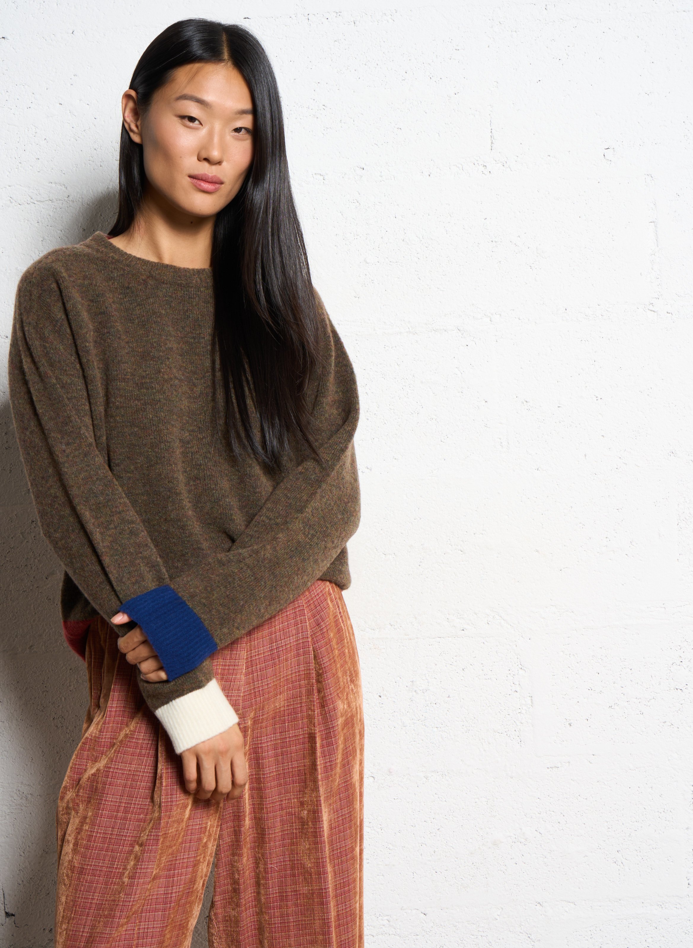 Pull large uni en laine mélangée MOMONI Vert