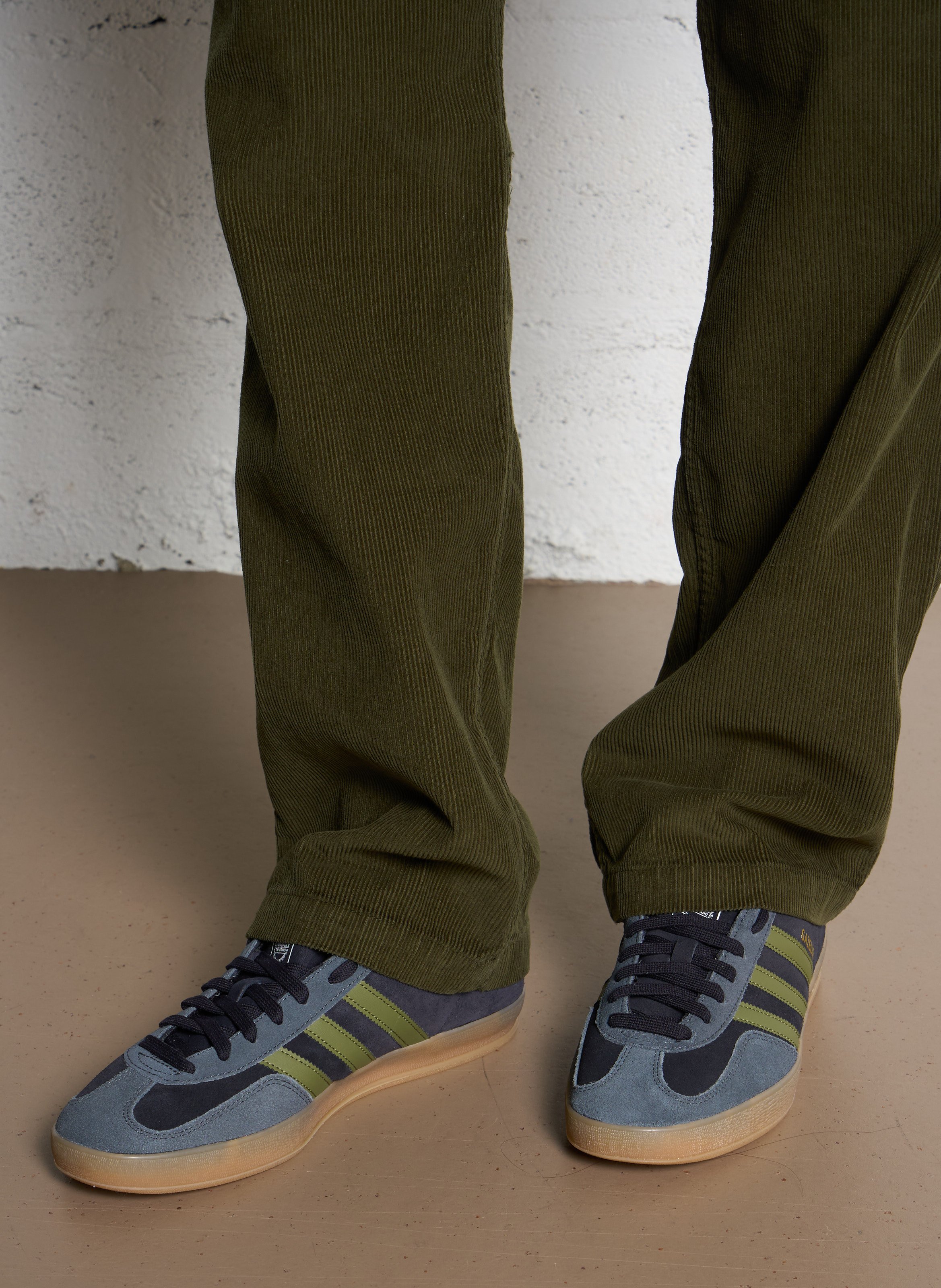 Baskets basses en cuir ADIDAS Noir