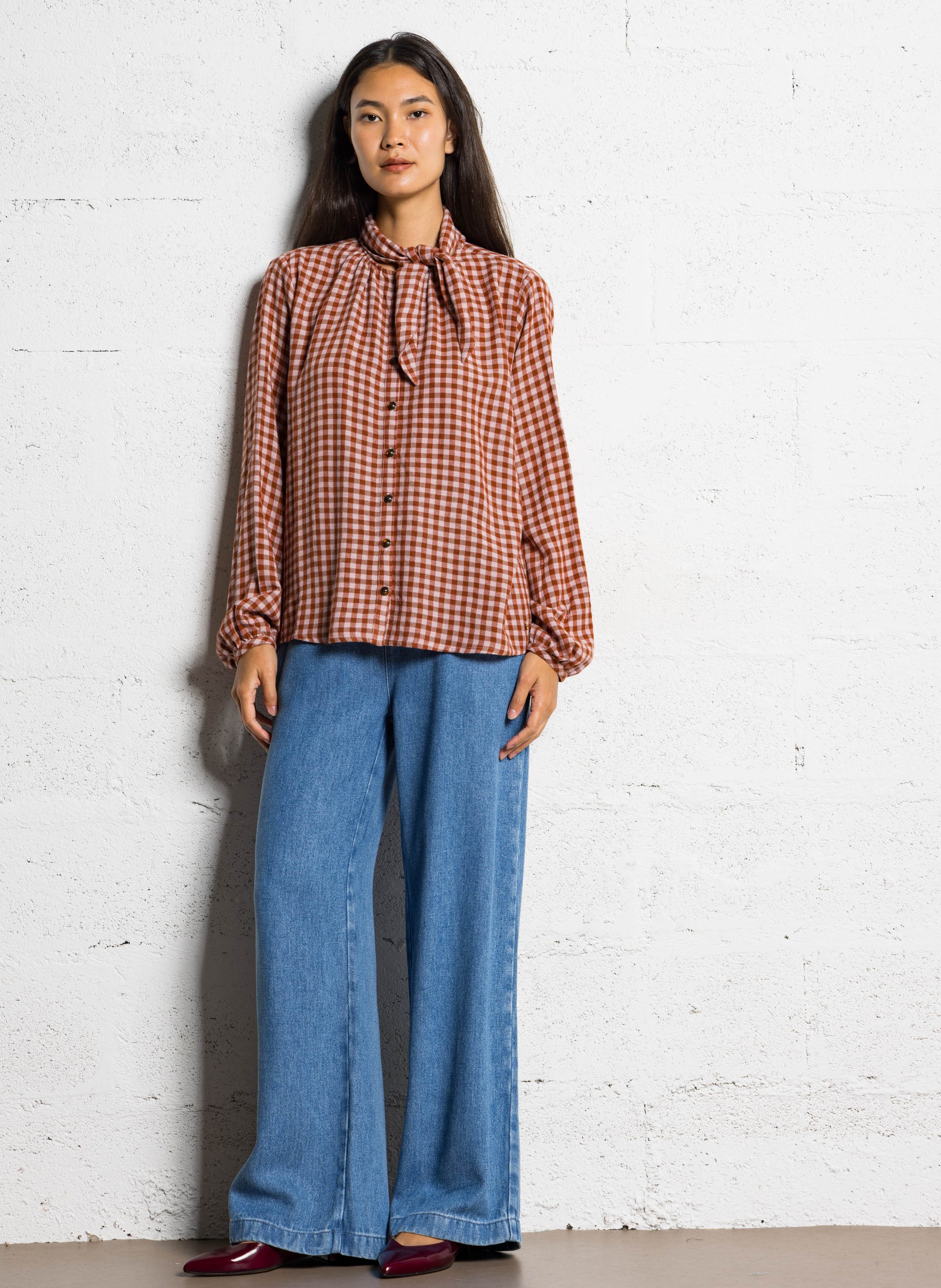 Checkered bow tie collar blouse DES PETITS HAUTS Red