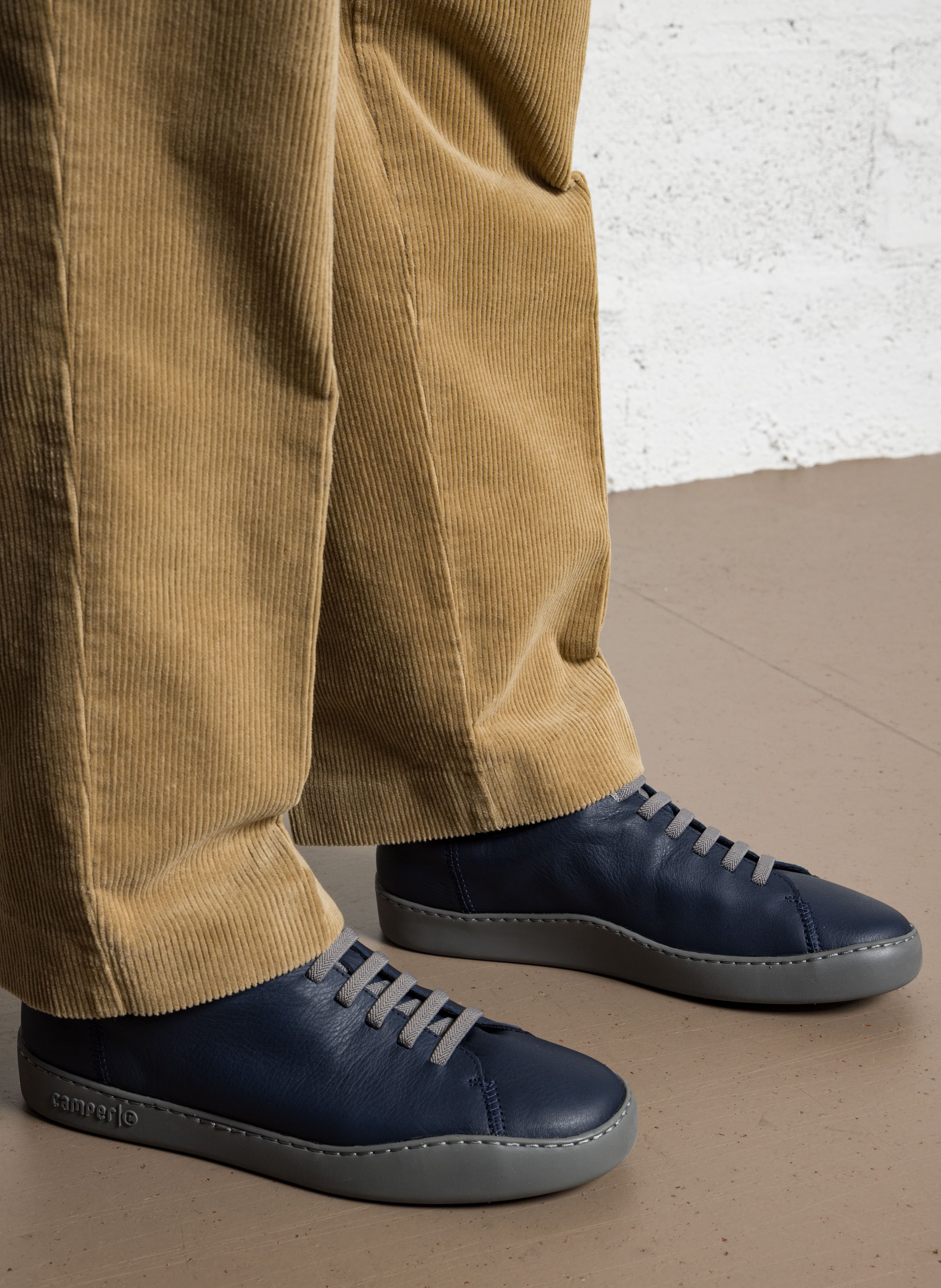 Baskets basses plates en cuir CAMPER Bleu