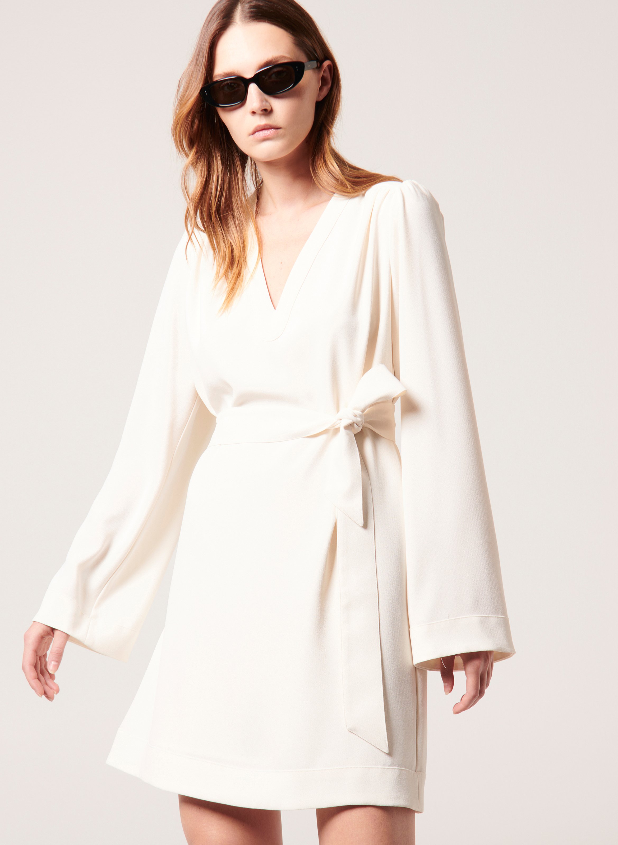 Robe courte ample encolure ronde Blanc