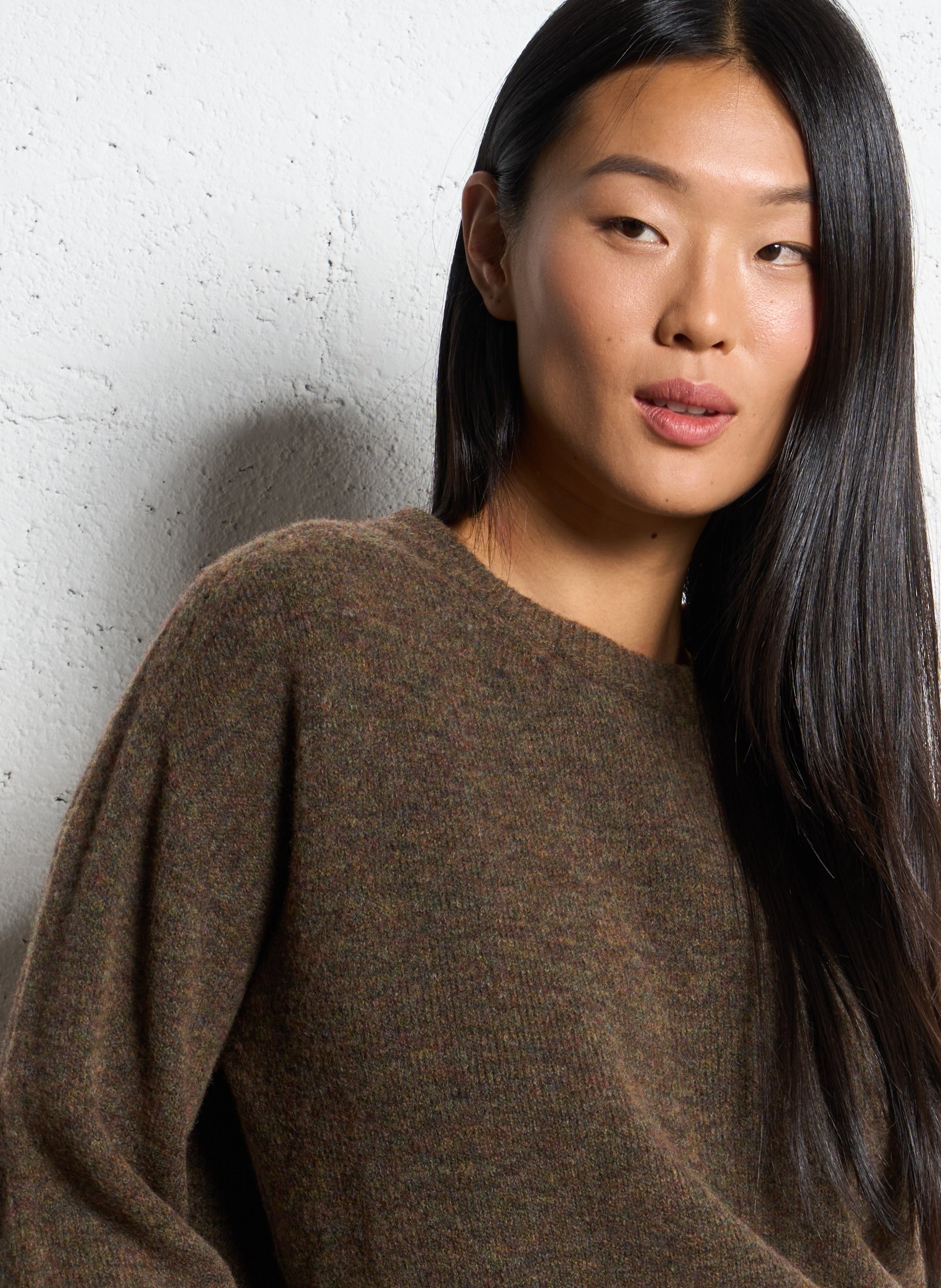 Pull large uni en laine mélangée MOMONI Vert