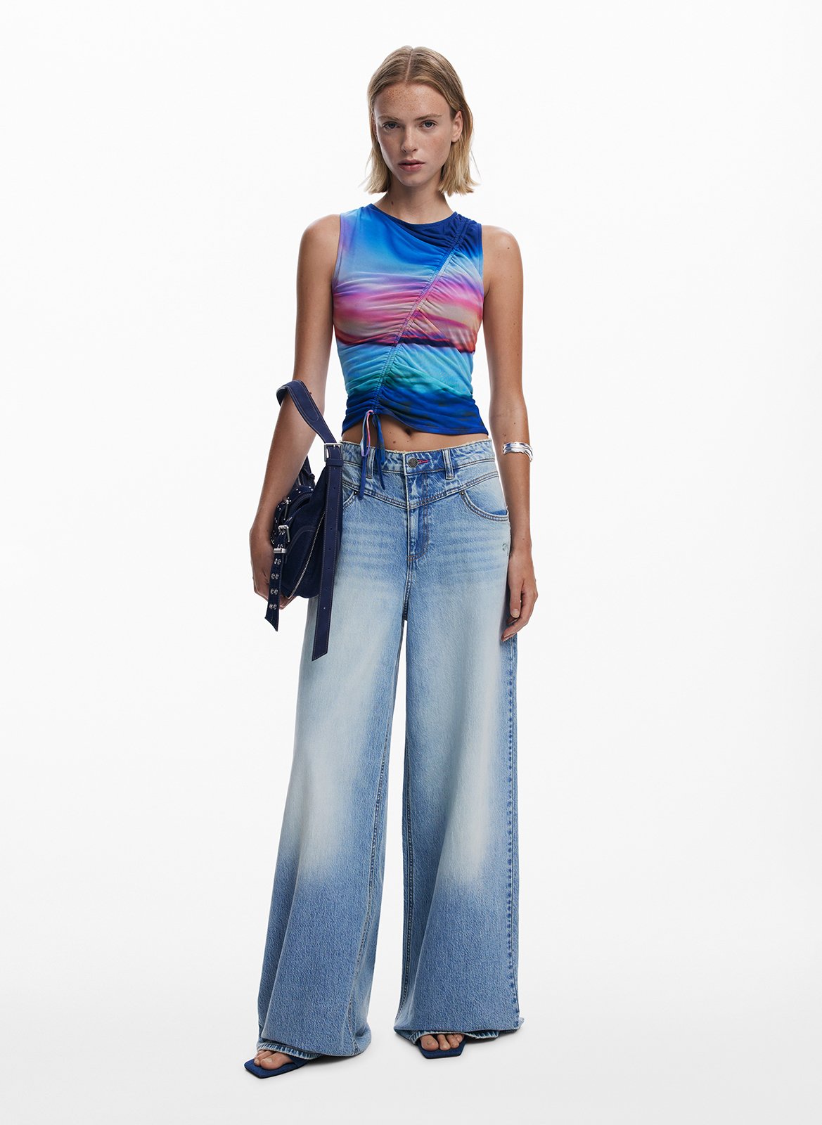 Top court imprimé col rond  DESIGUAL Bleu