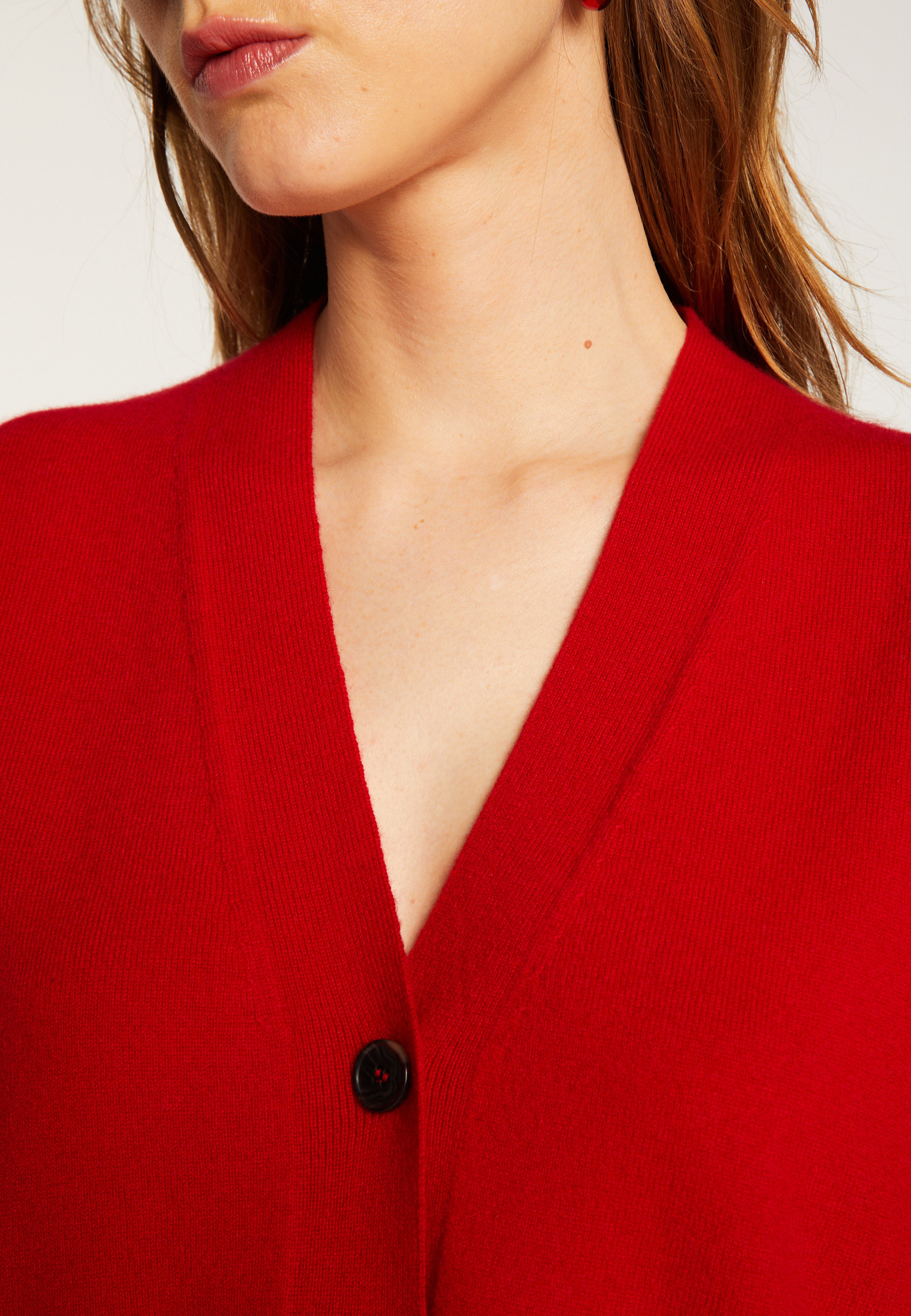Buttoned cashmere cardigan MAISON MONTAGUT Red