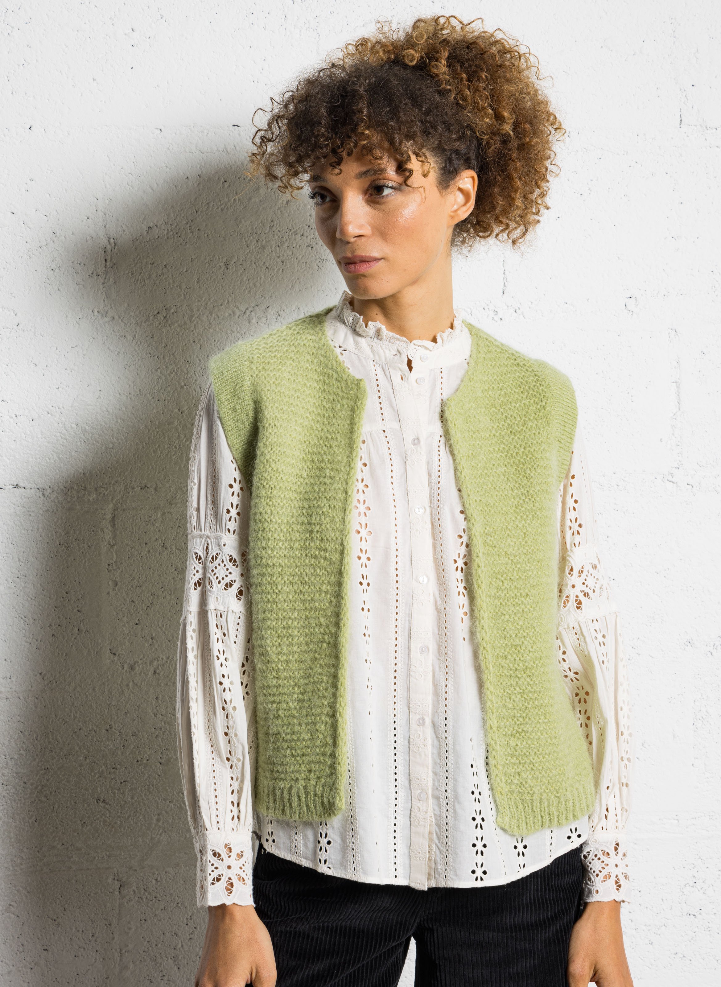 Gilet court en mohair et alpaga  SUD EXPRESS