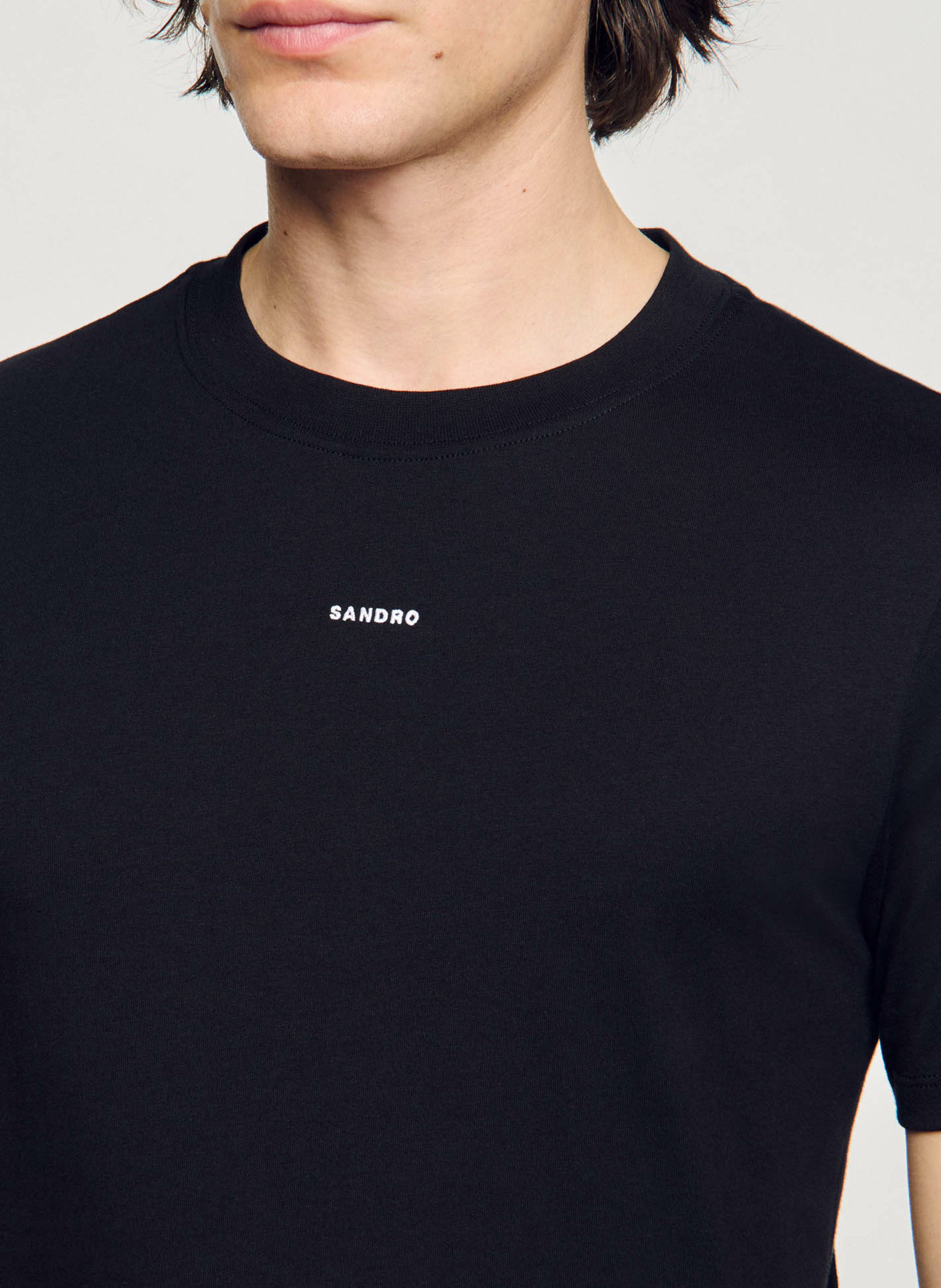 Recht, katoenen T-shirt met ronde hals SANDRO Zwart