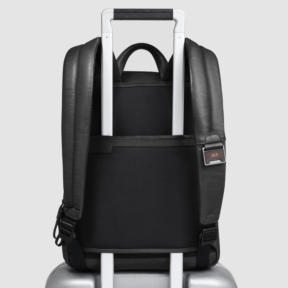Slim backpack for computer and iPad® with shockproof and RFID protection, expandable PIQUADRO Black