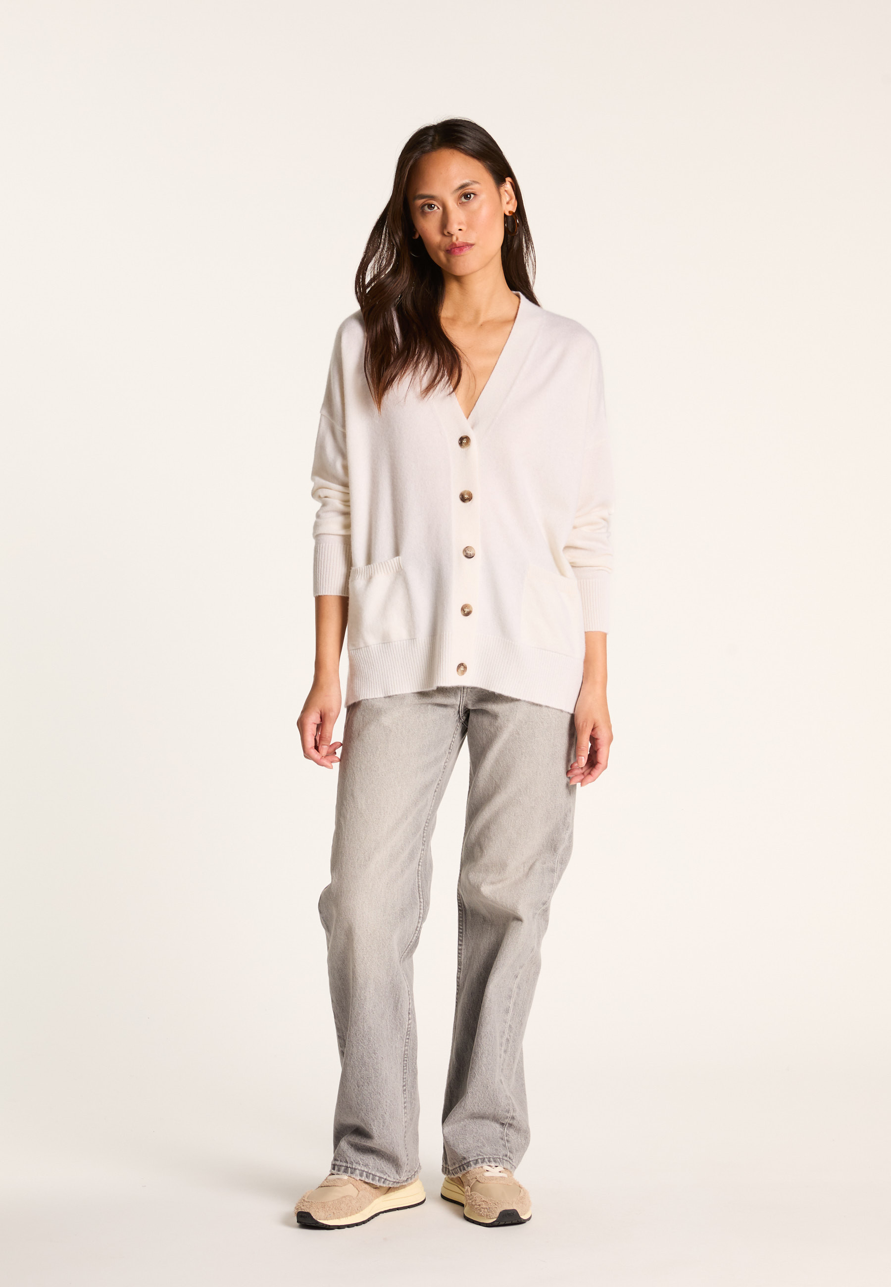 Buttoned cashmere cardigan MAISON MONTAGUT White
