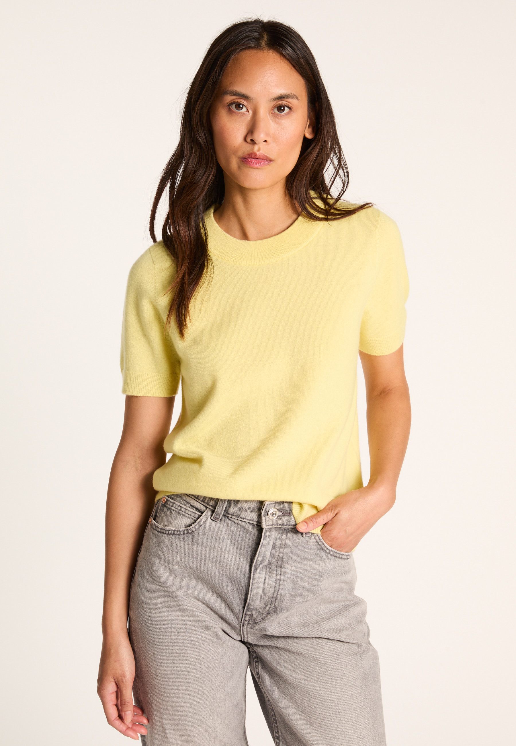 Cashmere T-shirt MAISON MONTAGUT Yellow