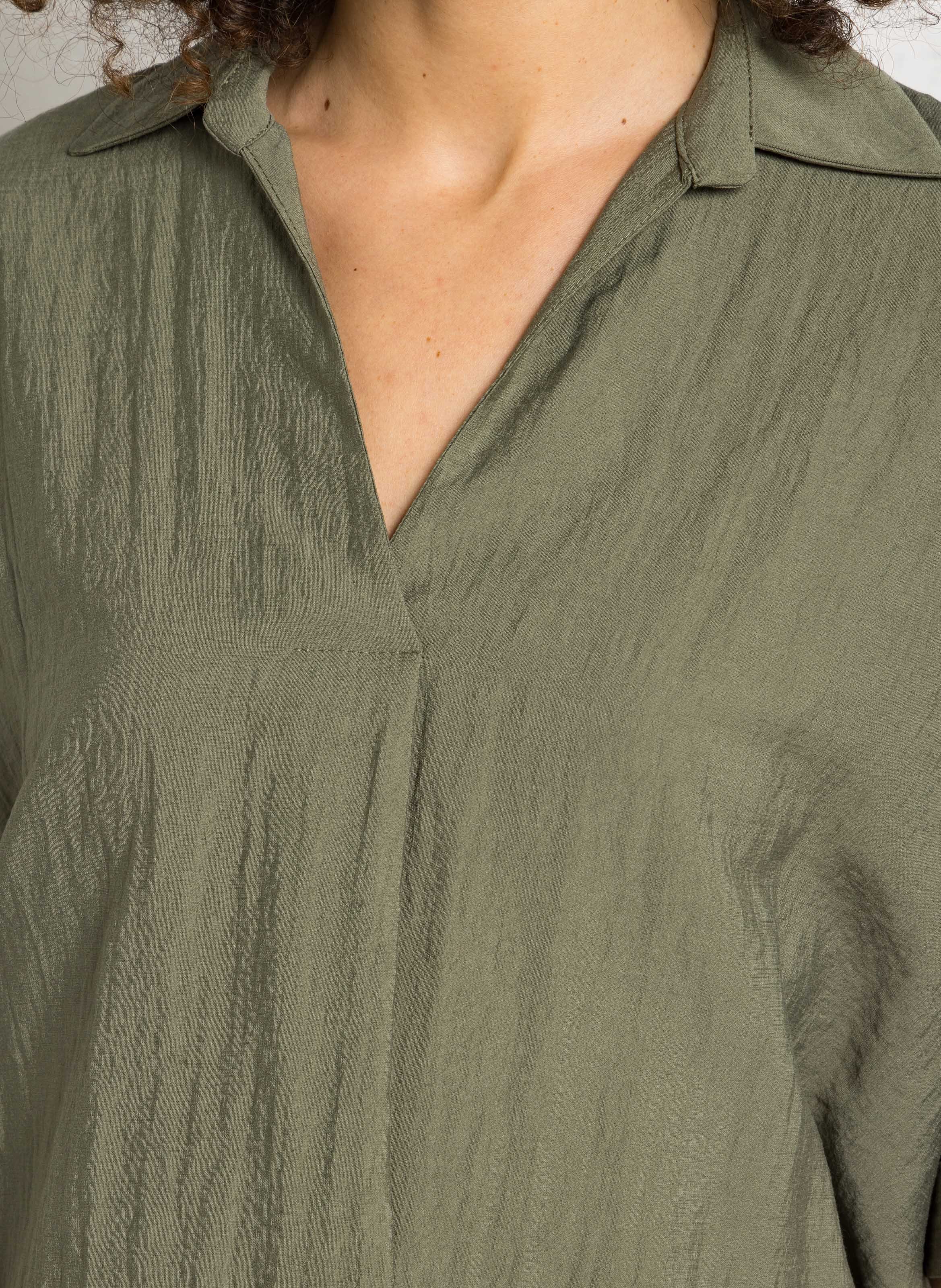 Blouse V-neck plain PLEASE Green