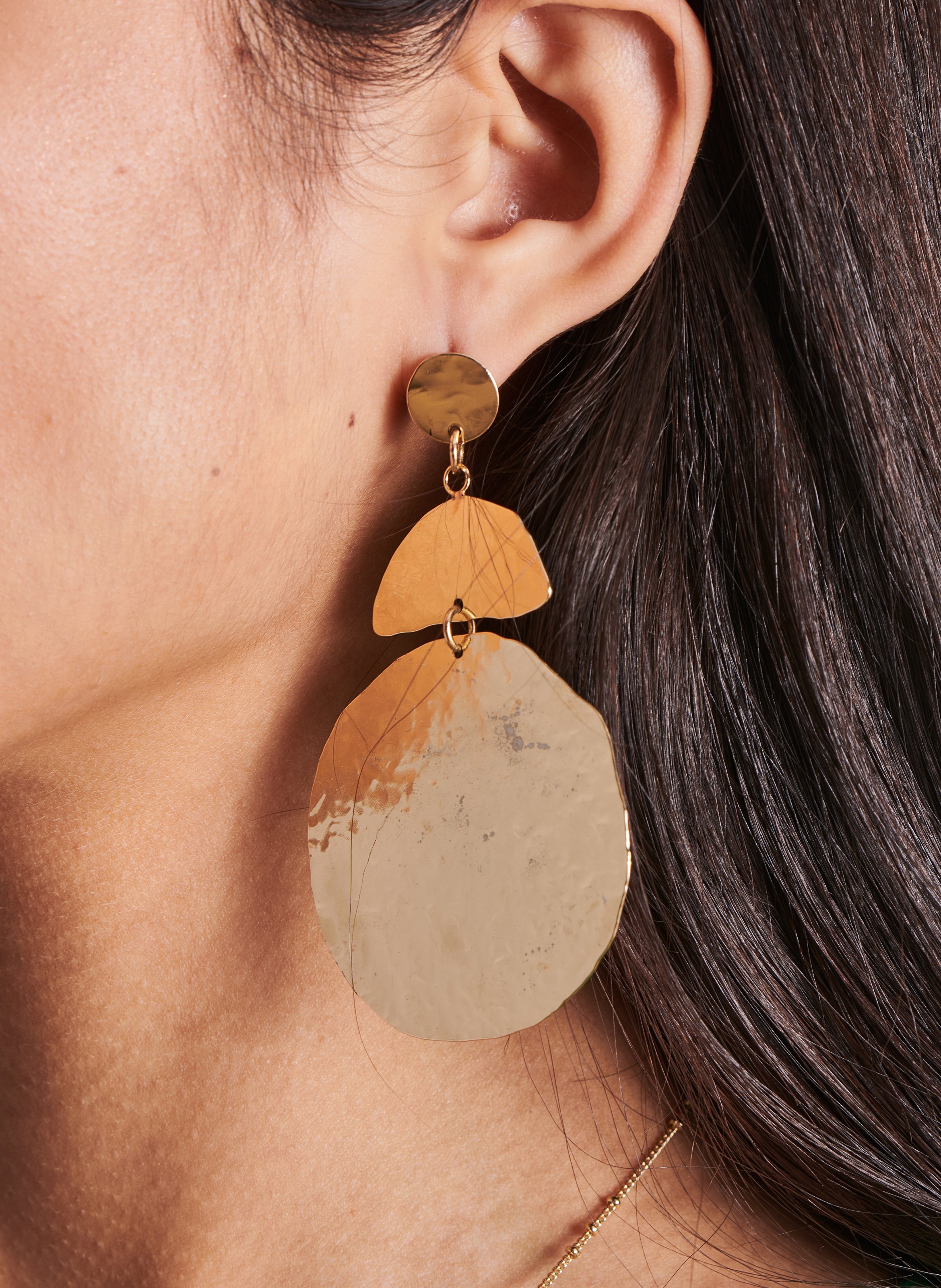 Hammered brass earrings LA FEE MARABOUTEE Yellow