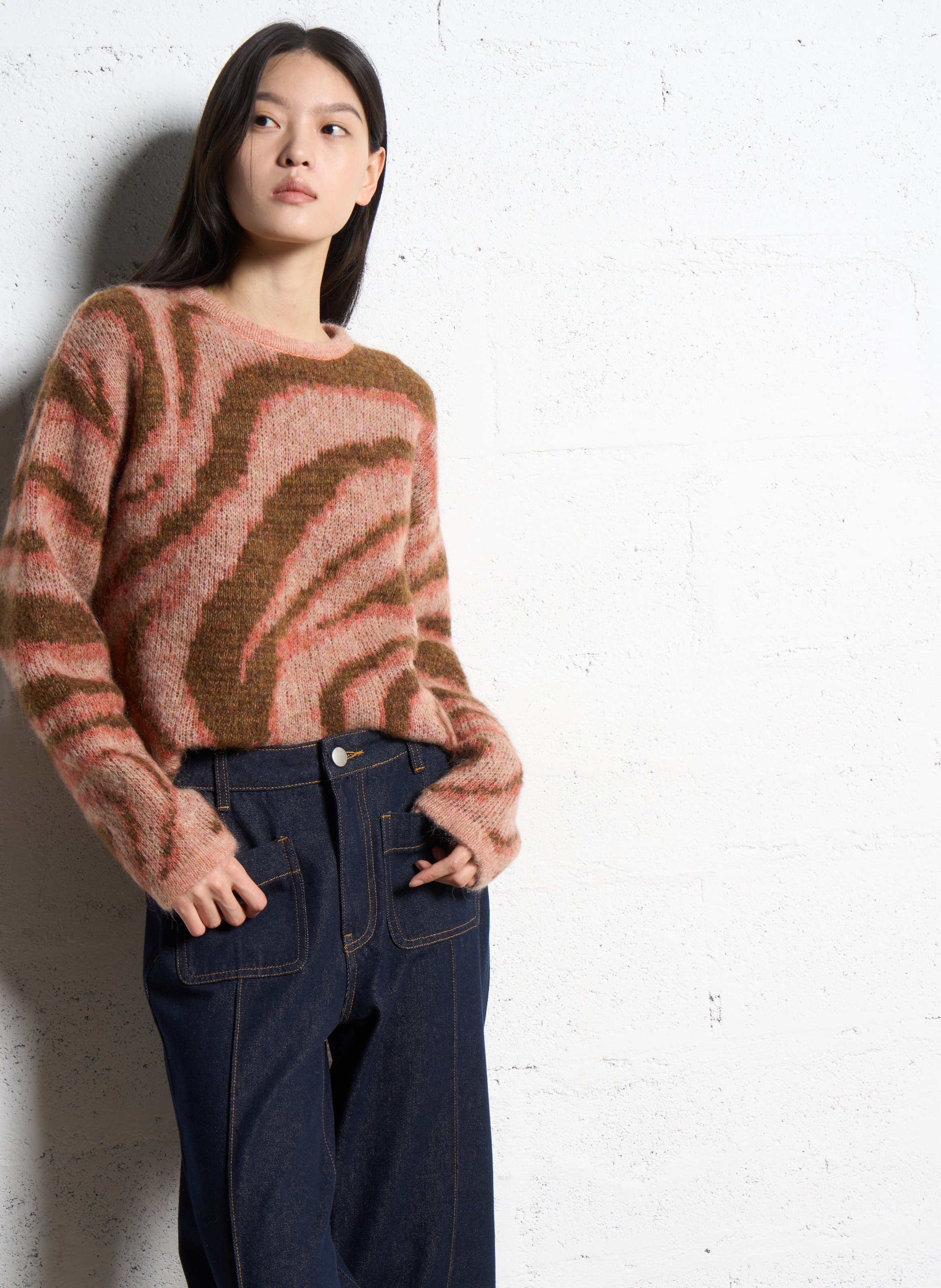 Pull droit col rond jacquard en maille mélangée SUNCOO Rose