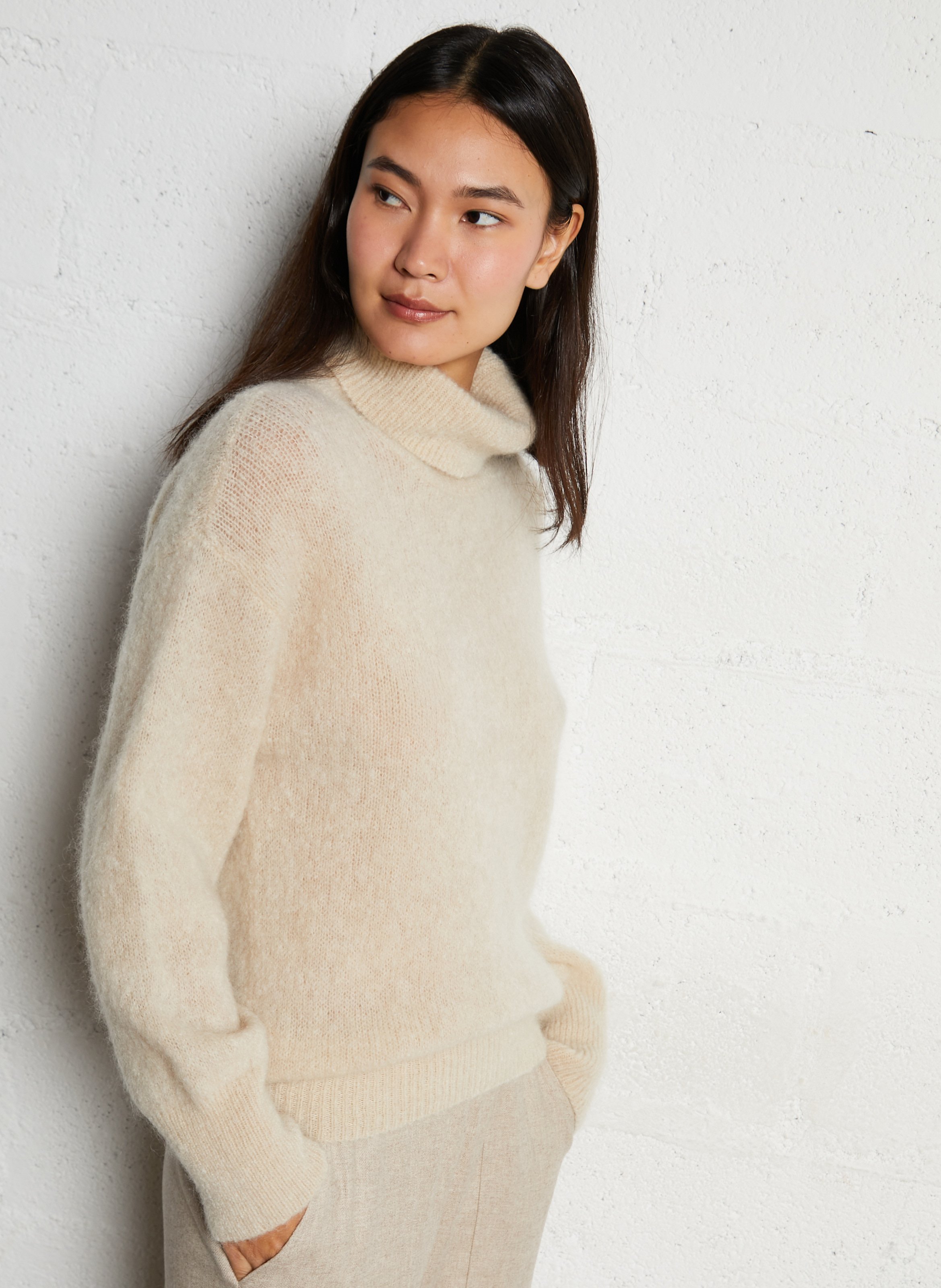 Pull ample col roulé en laine mélangée POMANDERE Beige