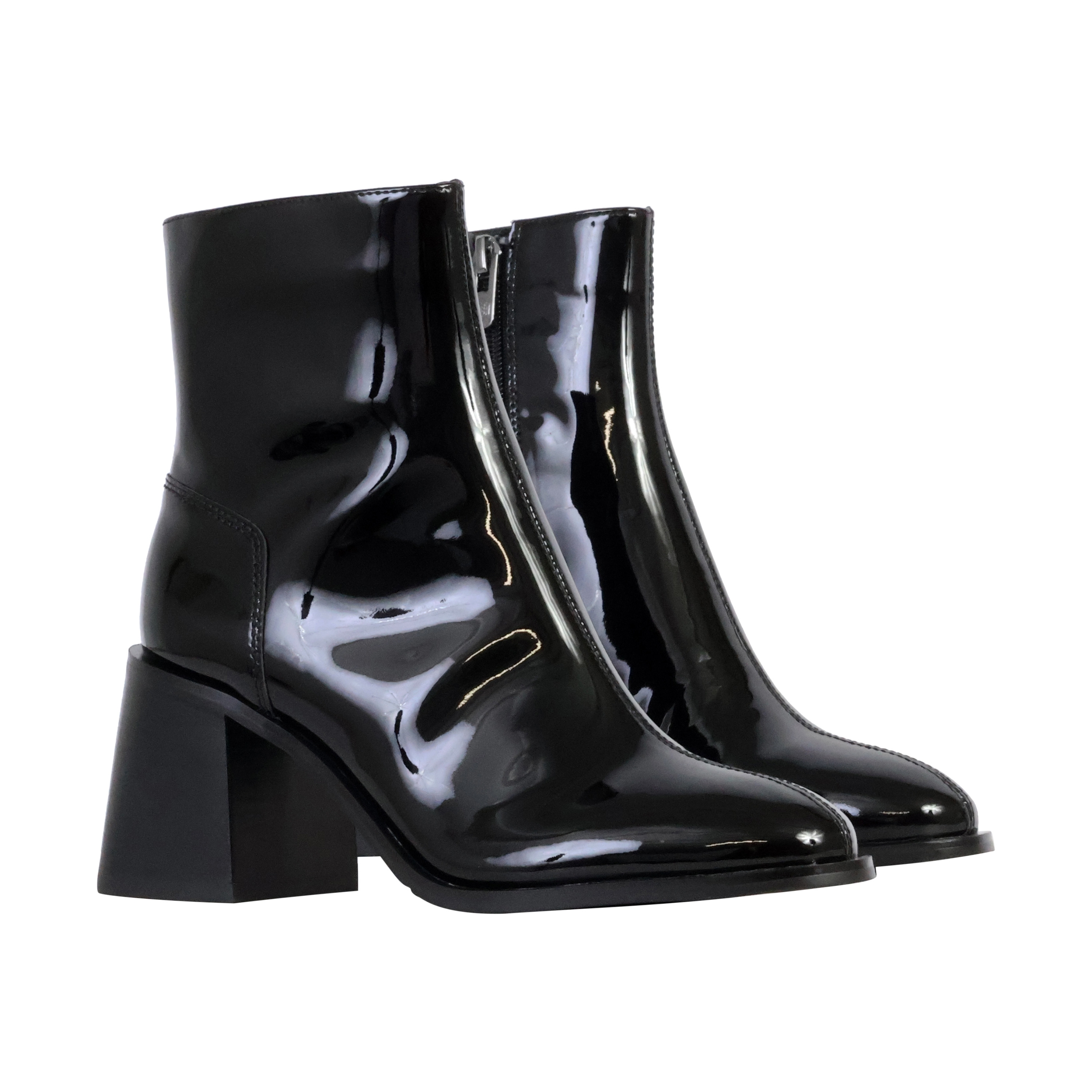 Victoria leather ankle boot EMILIE KARSTON Black