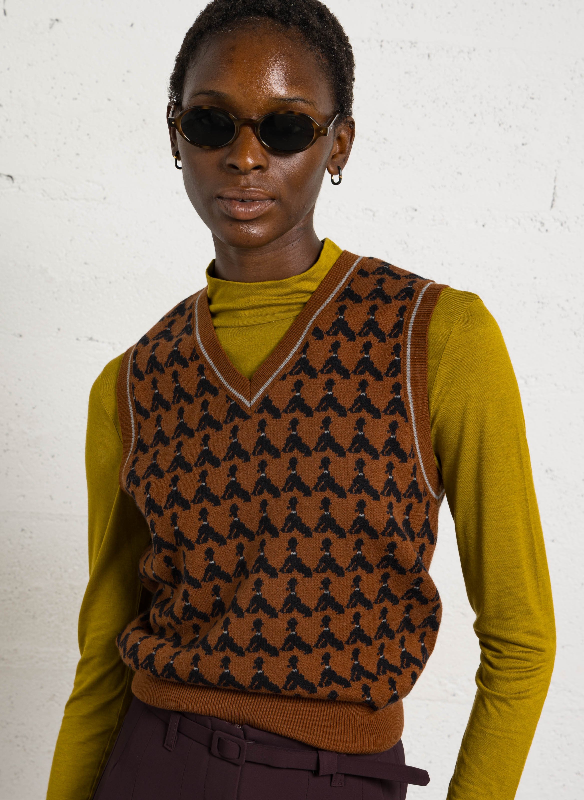 Cotton-blend V-neck sweater NICE THINGS Brown