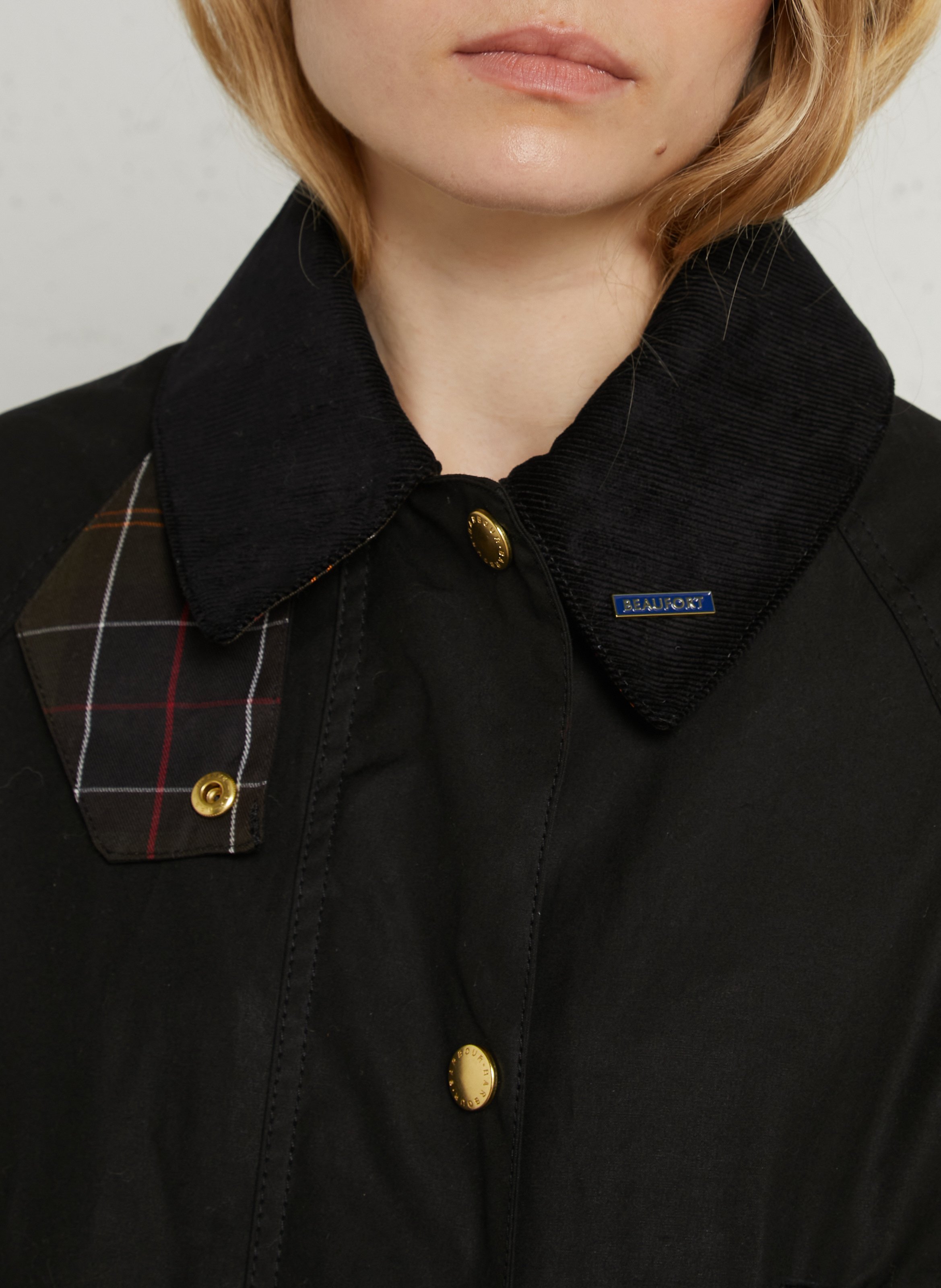 Mittel-langer Mantel mit geripptem Kragen aus Baumwolle BARBOUR Schwarz