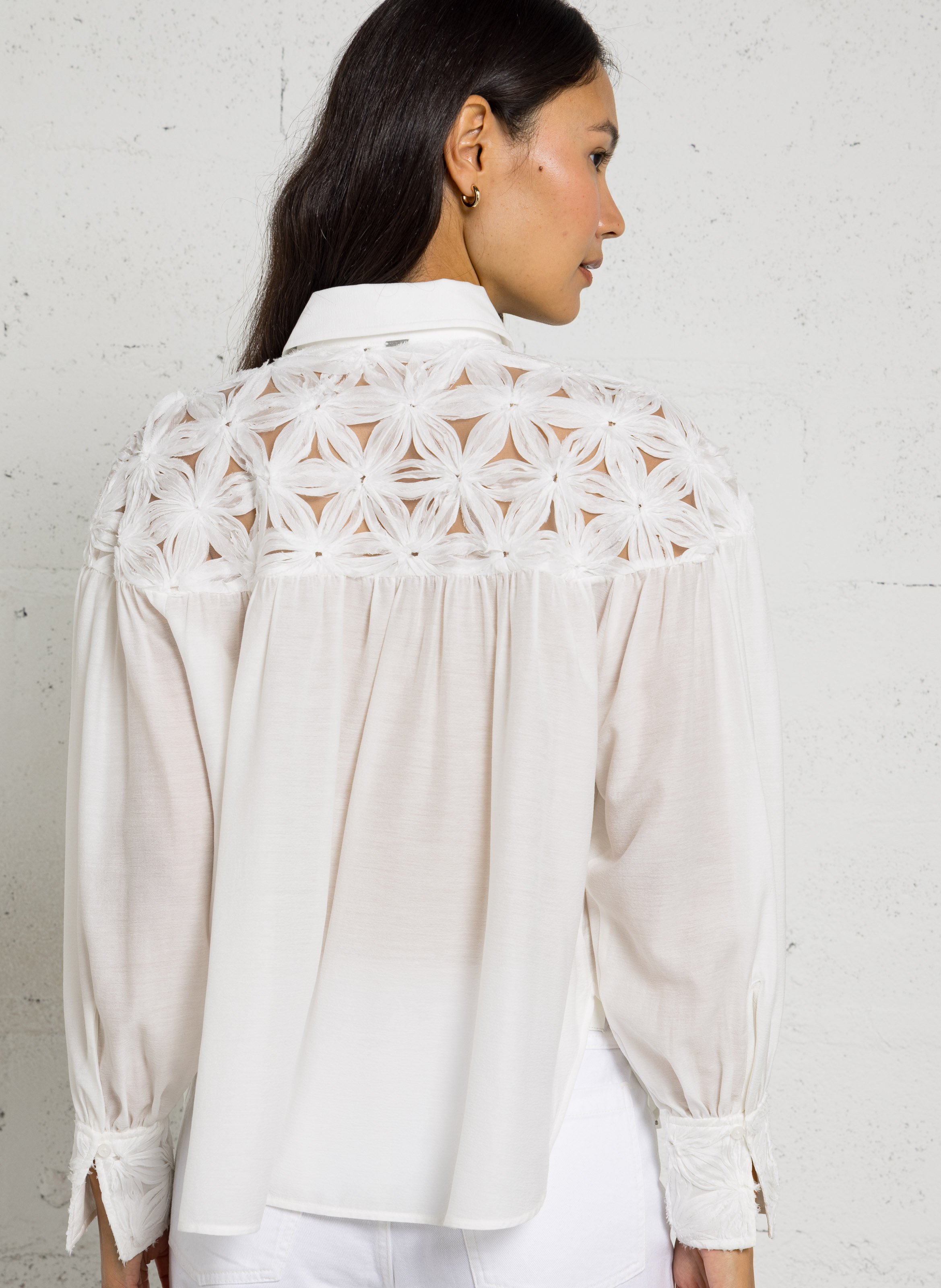 Soepelvallende blouse met bloemendetail IKKS Wit