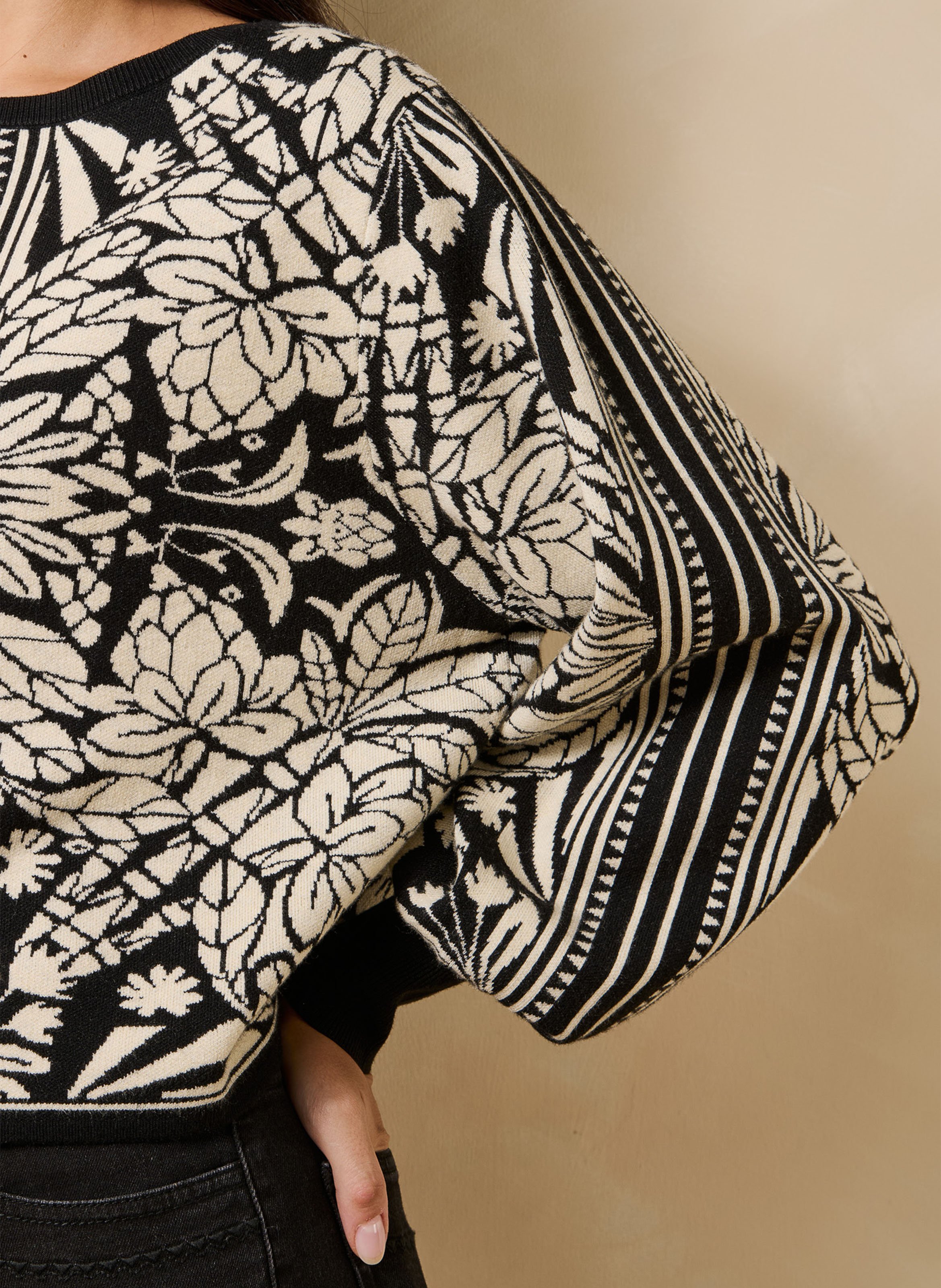 Pull oversize imprimé LA FEE MARABOUTEE Noir