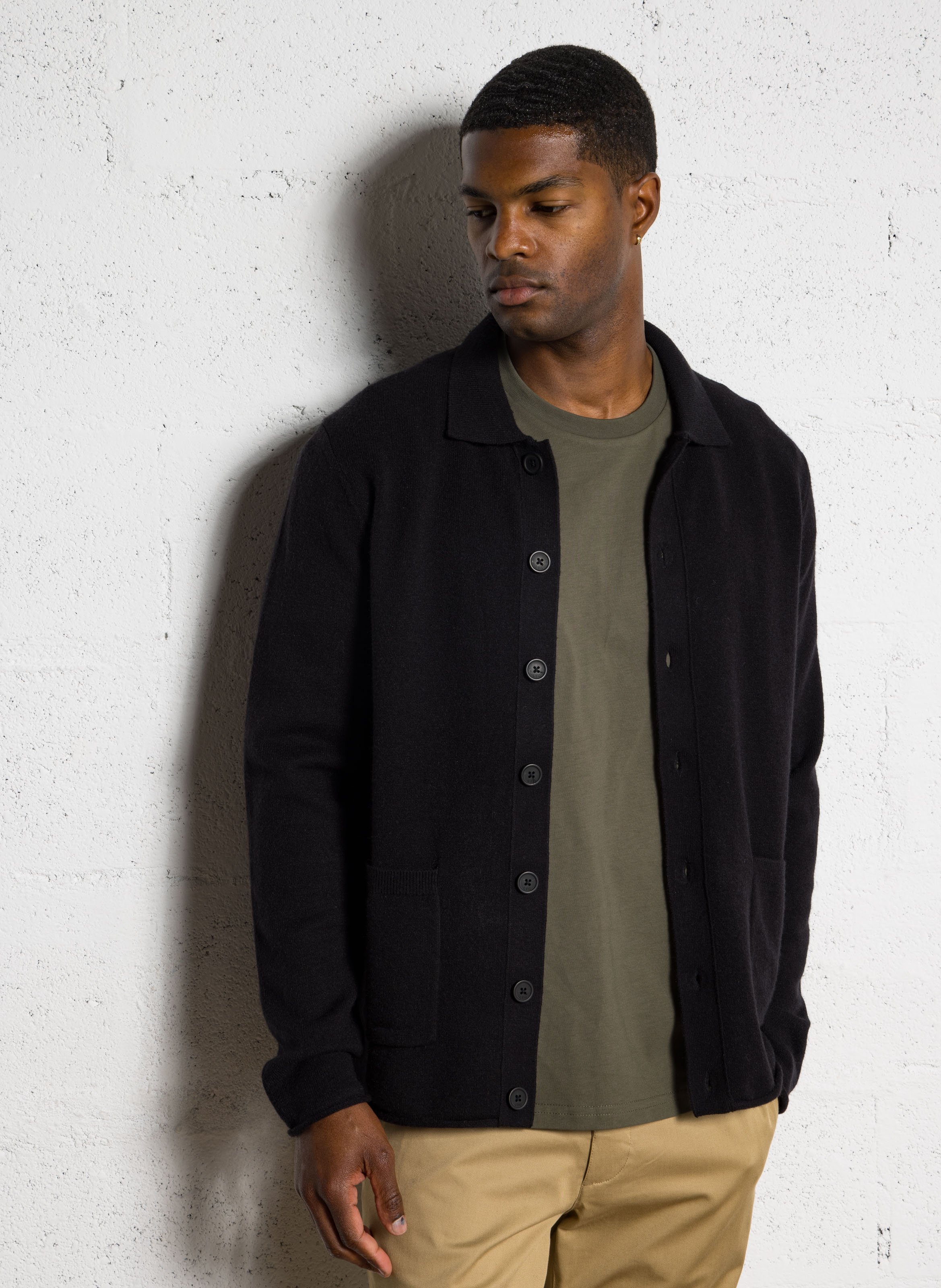 Rechte cardigan met klassieke kraag LE TEMPS DES CERISES Zwart