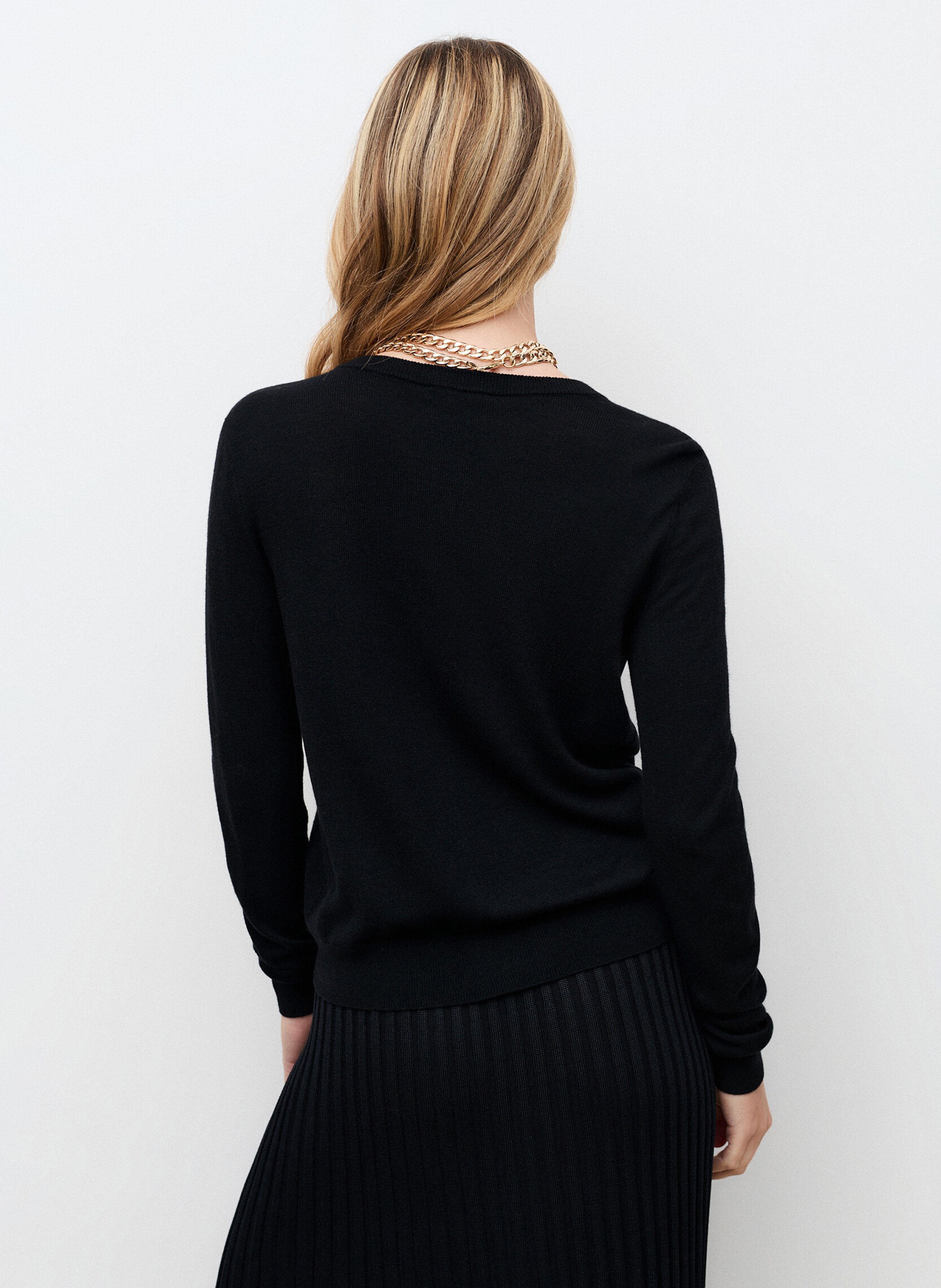 Gerade geschnittene Strickjacke mit Rundhalsausschnitt CAROLL Schwarz