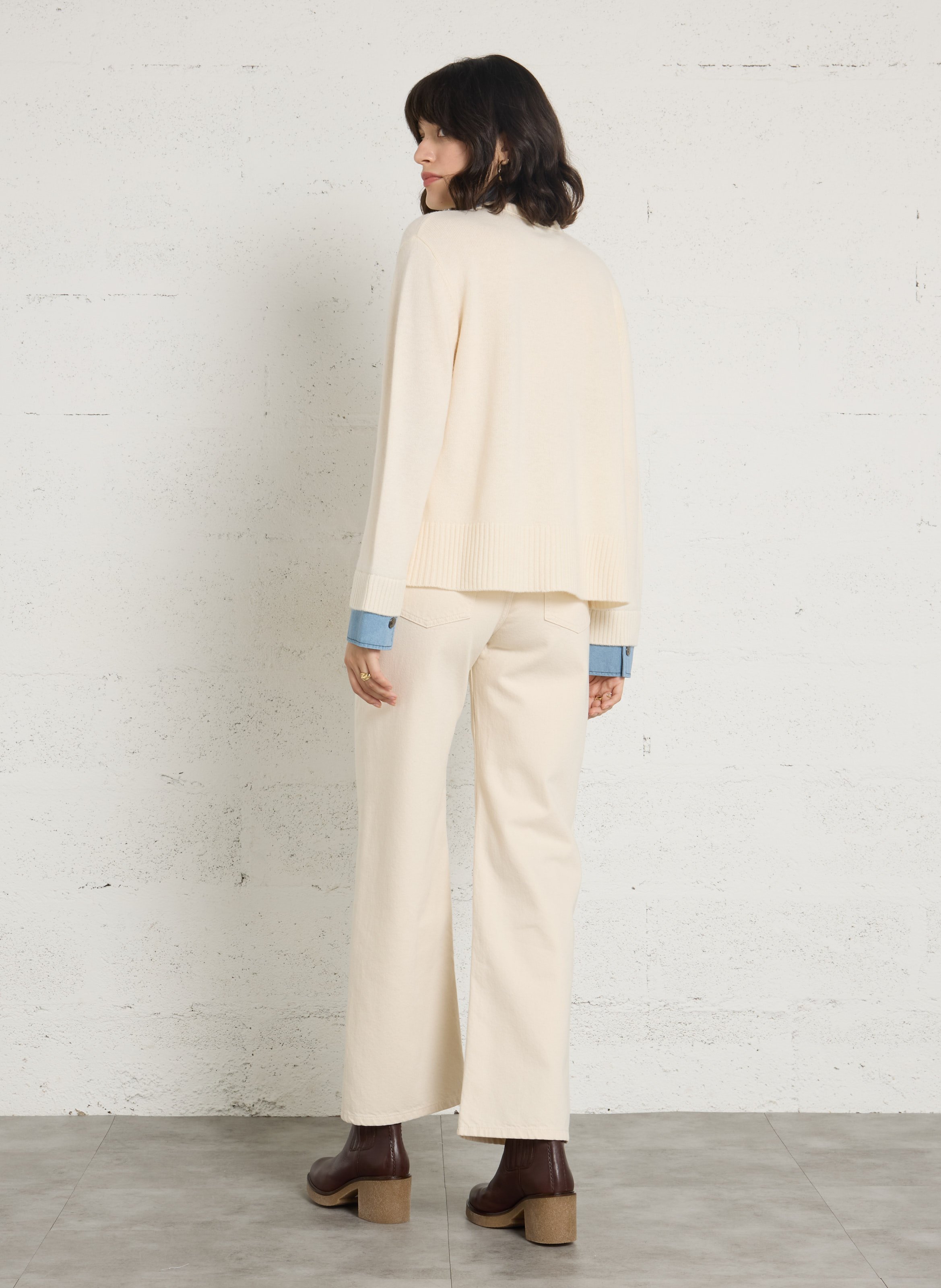 Pull droit col classique en laine BERENICE Blanc