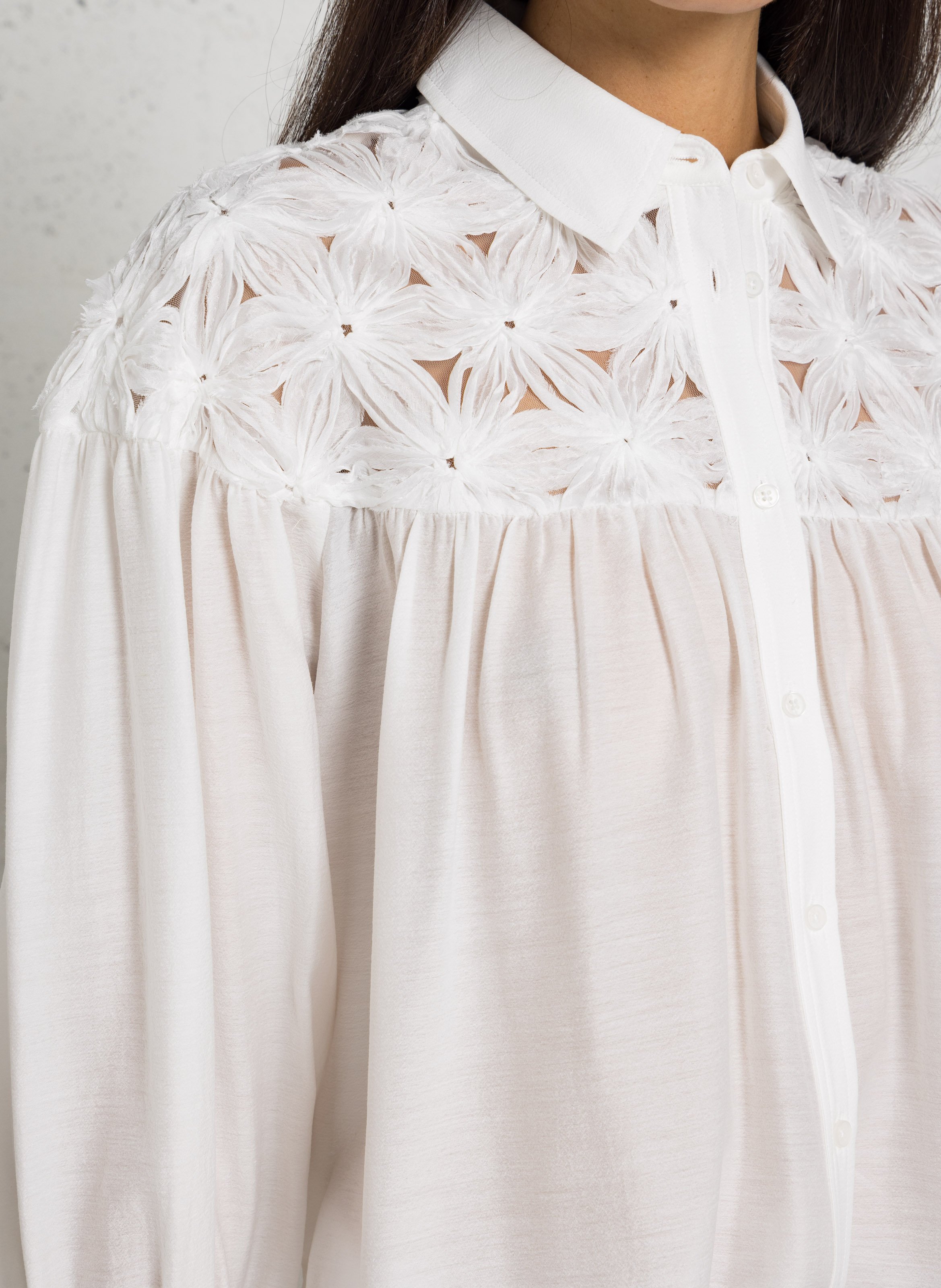Soepelvallende blouse met bloemendetail IKKS Wit