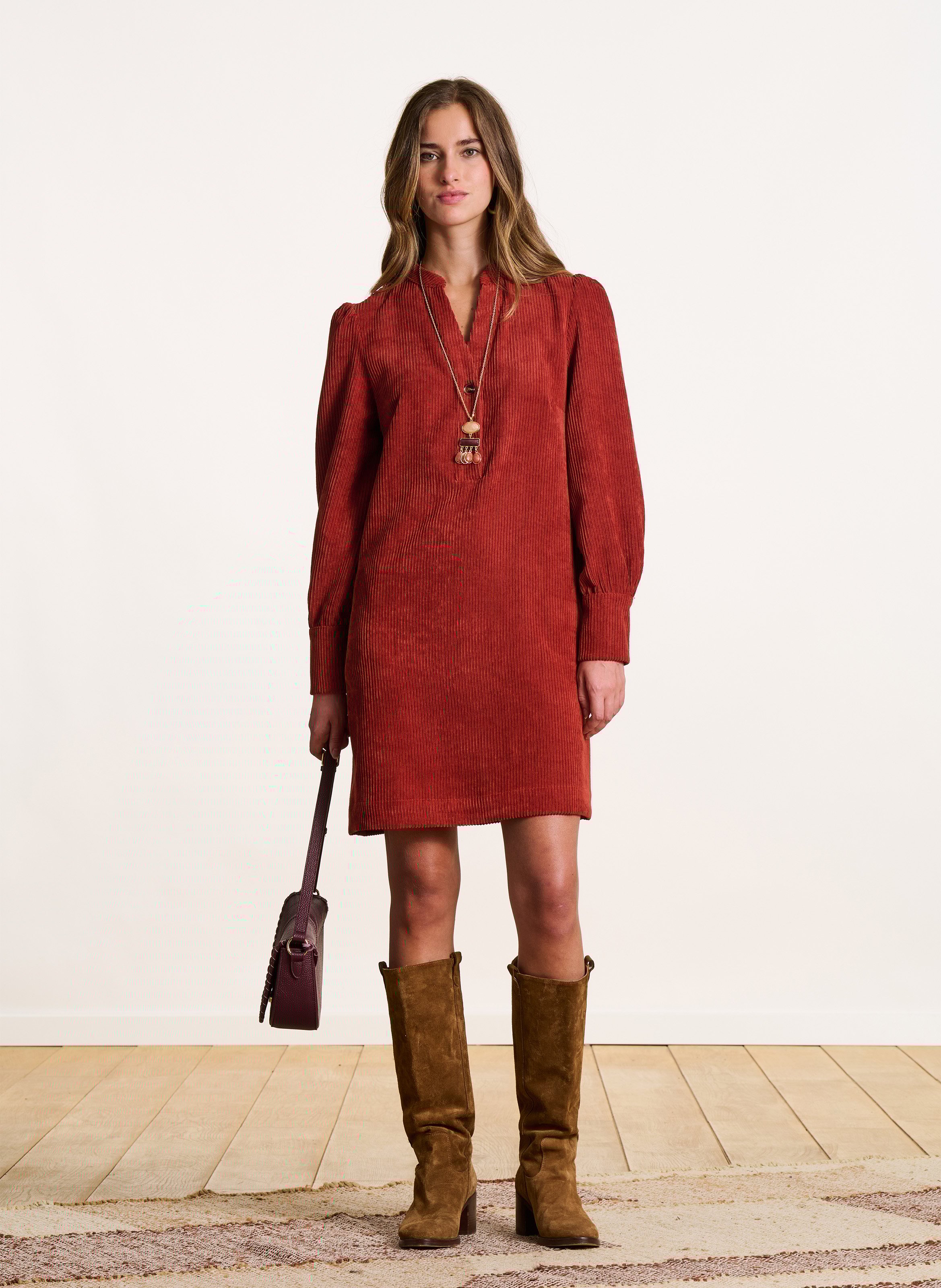 Short straight dress with Grandad collar LA FEE MARABOUTEE Red