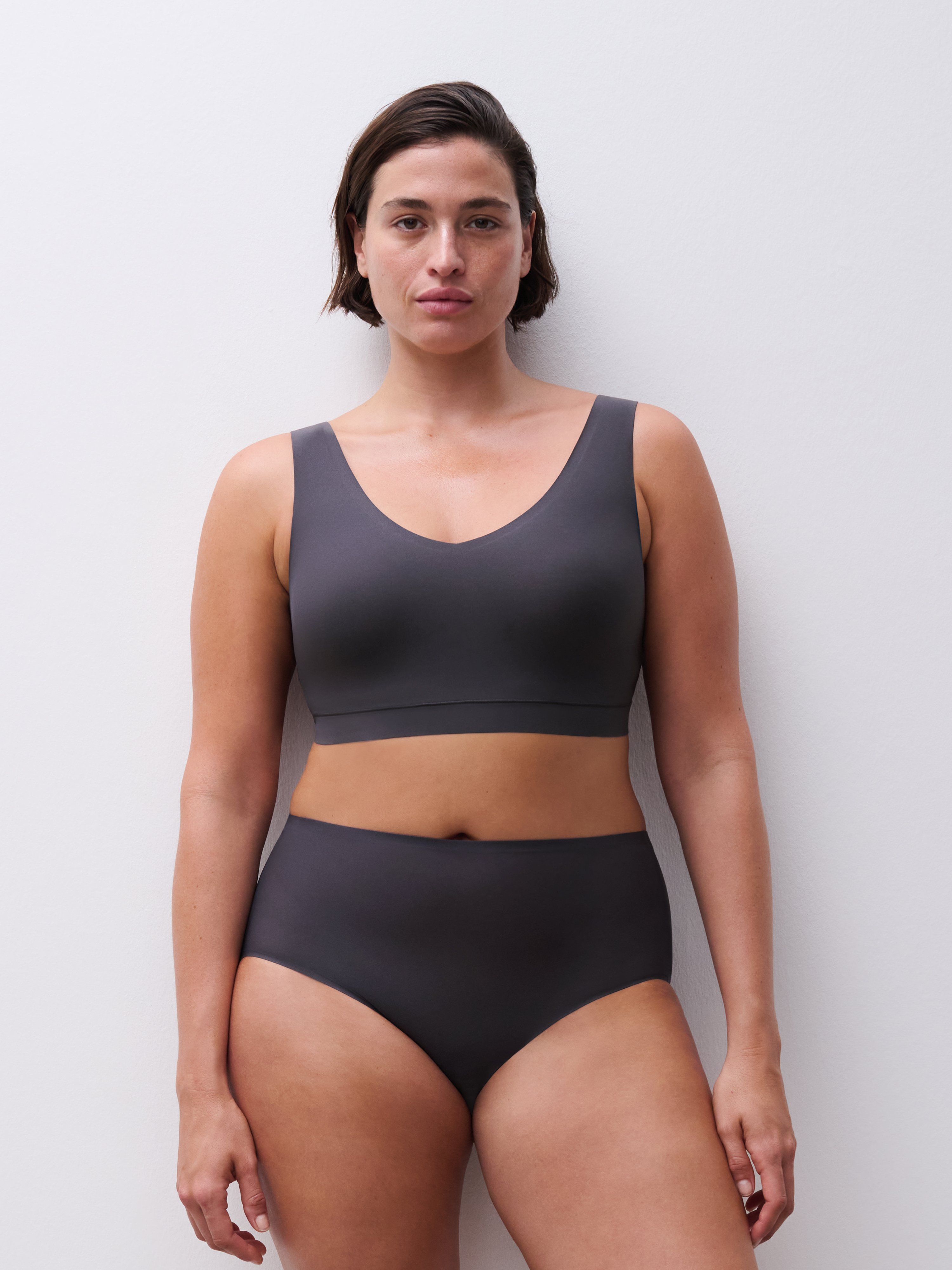 High-waisted lace panties CHANTELLE Grey