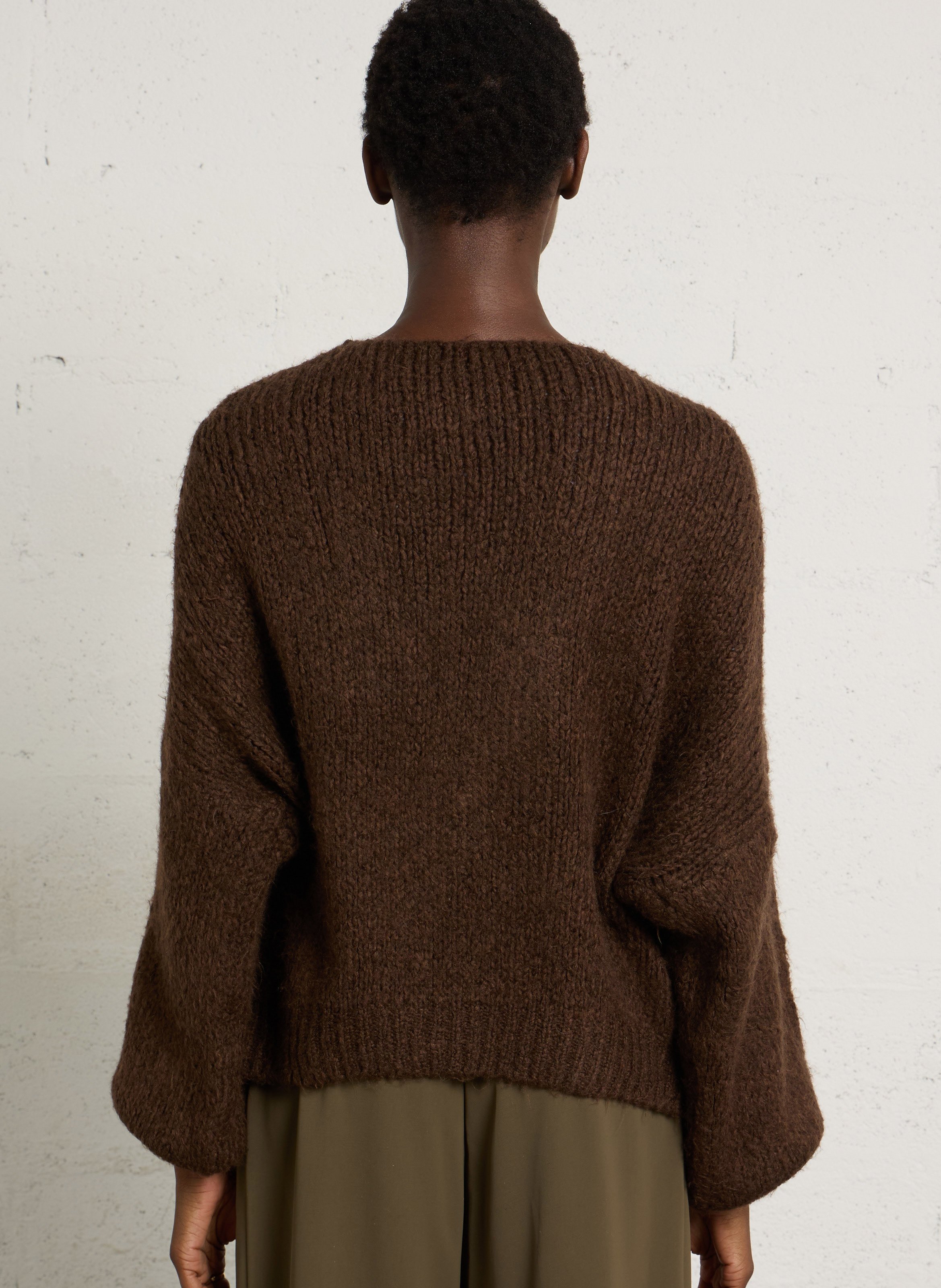 Oversized, gebreide trui met ronde hals PLEASE Bruin
