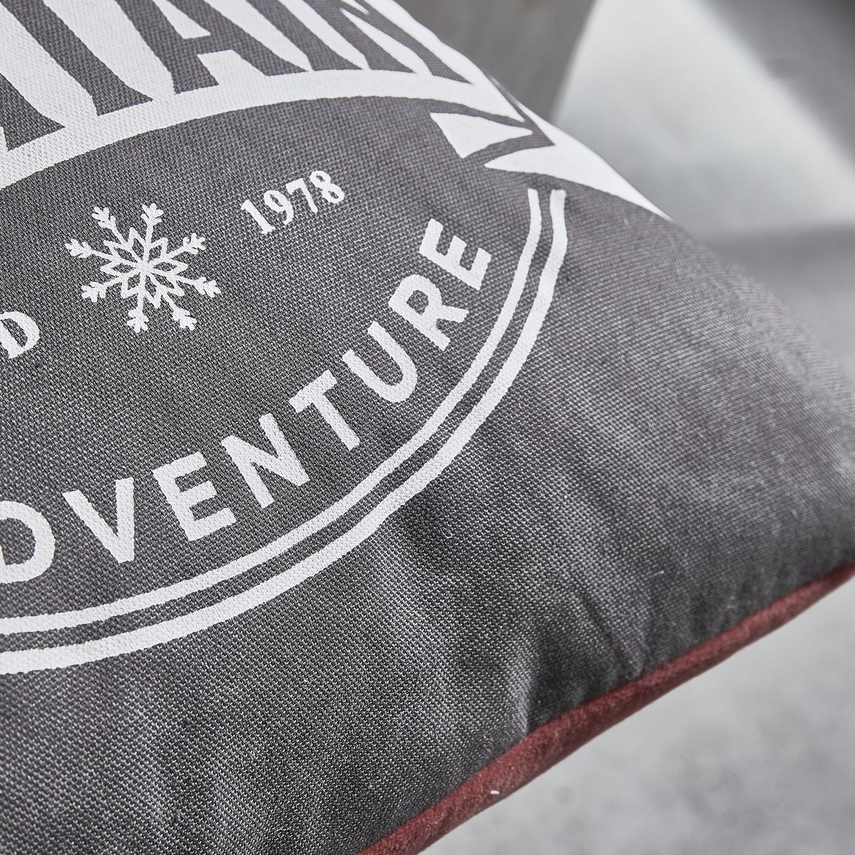 Coussin imprimé carré en coton TODAY LINGE DE MAISON Gris